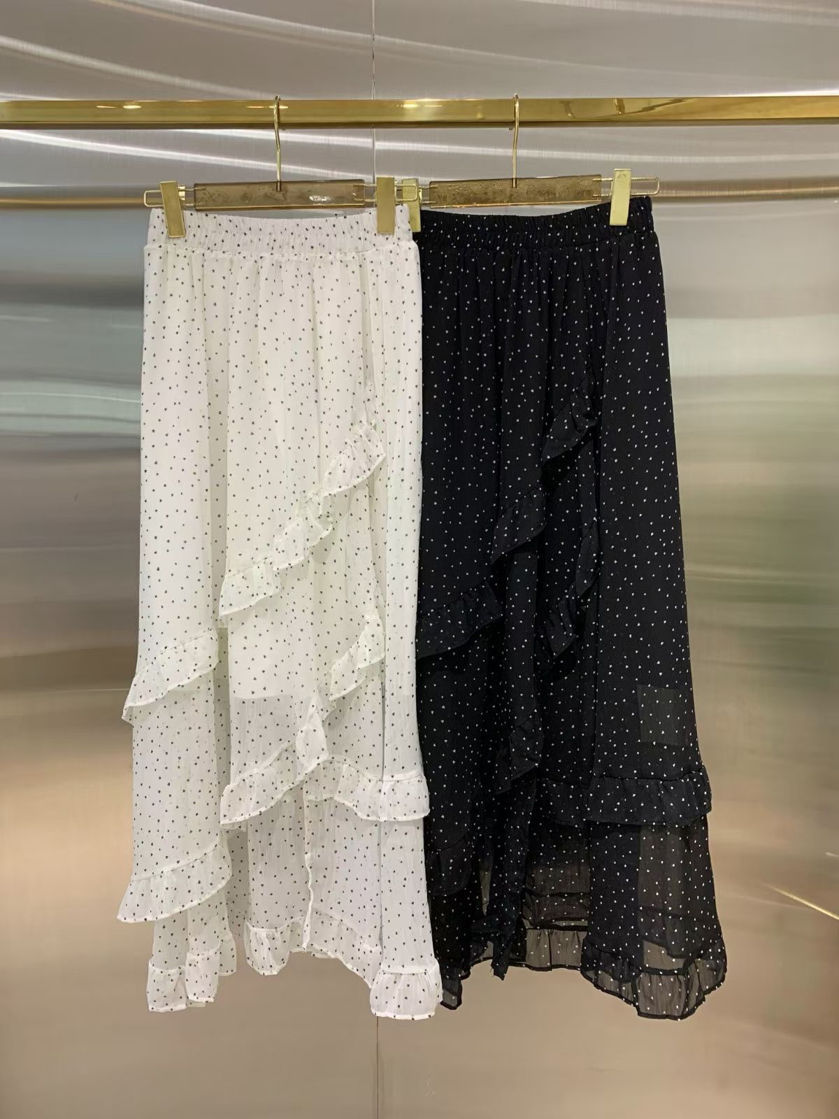 波點ruffle 雪紡Sk