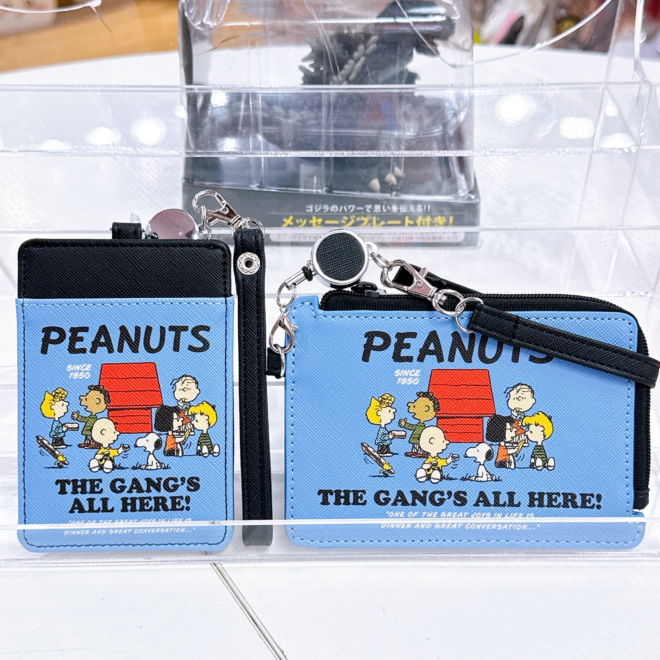 日本直送snoopy 伸縮卡套