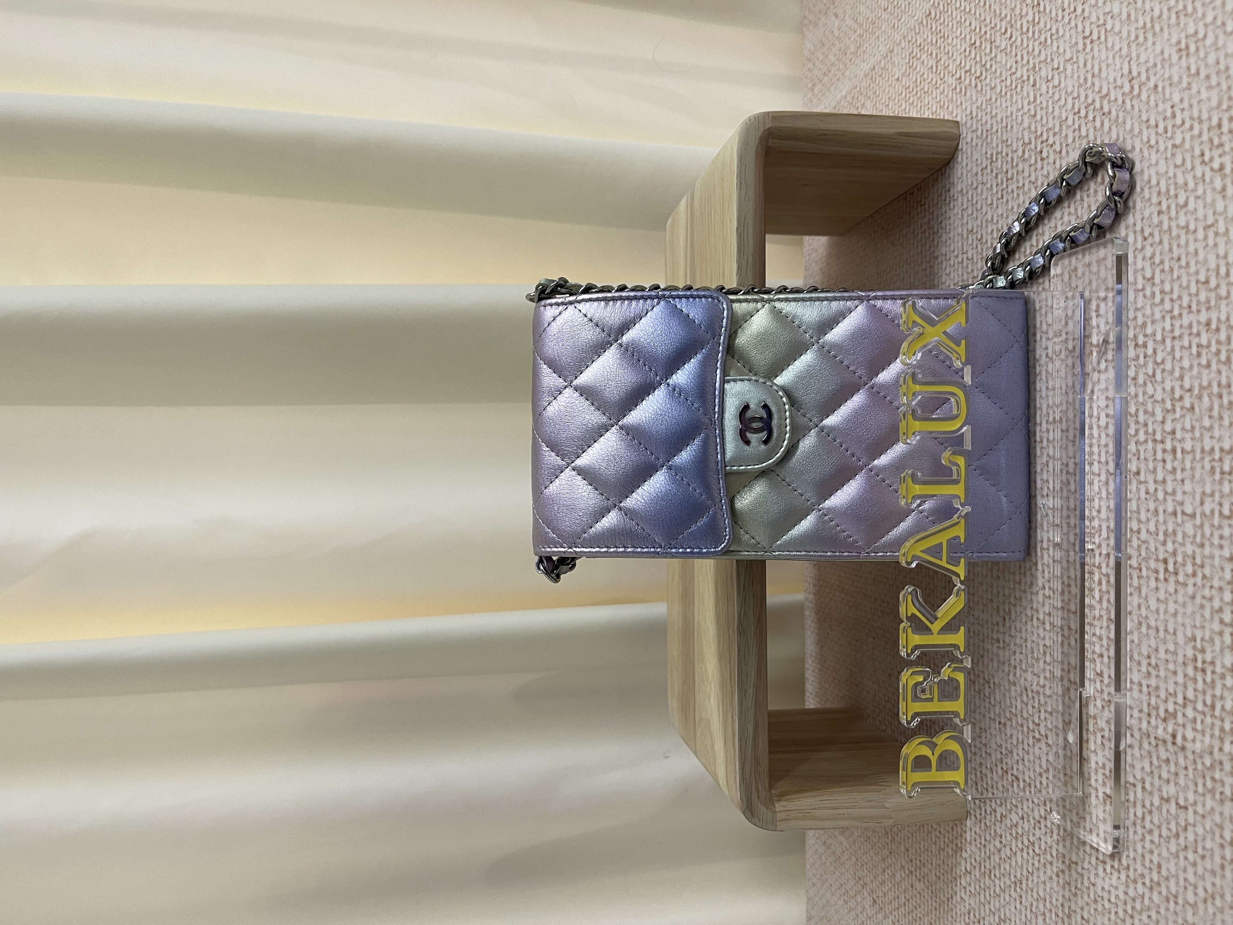 Pre-owned Chanel 21K Phone Pouch Chain Ombre Mermaid/ Product Code: 26022807