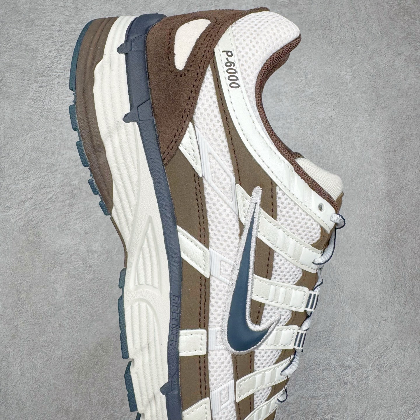 Nike P-6000 HV8972-001