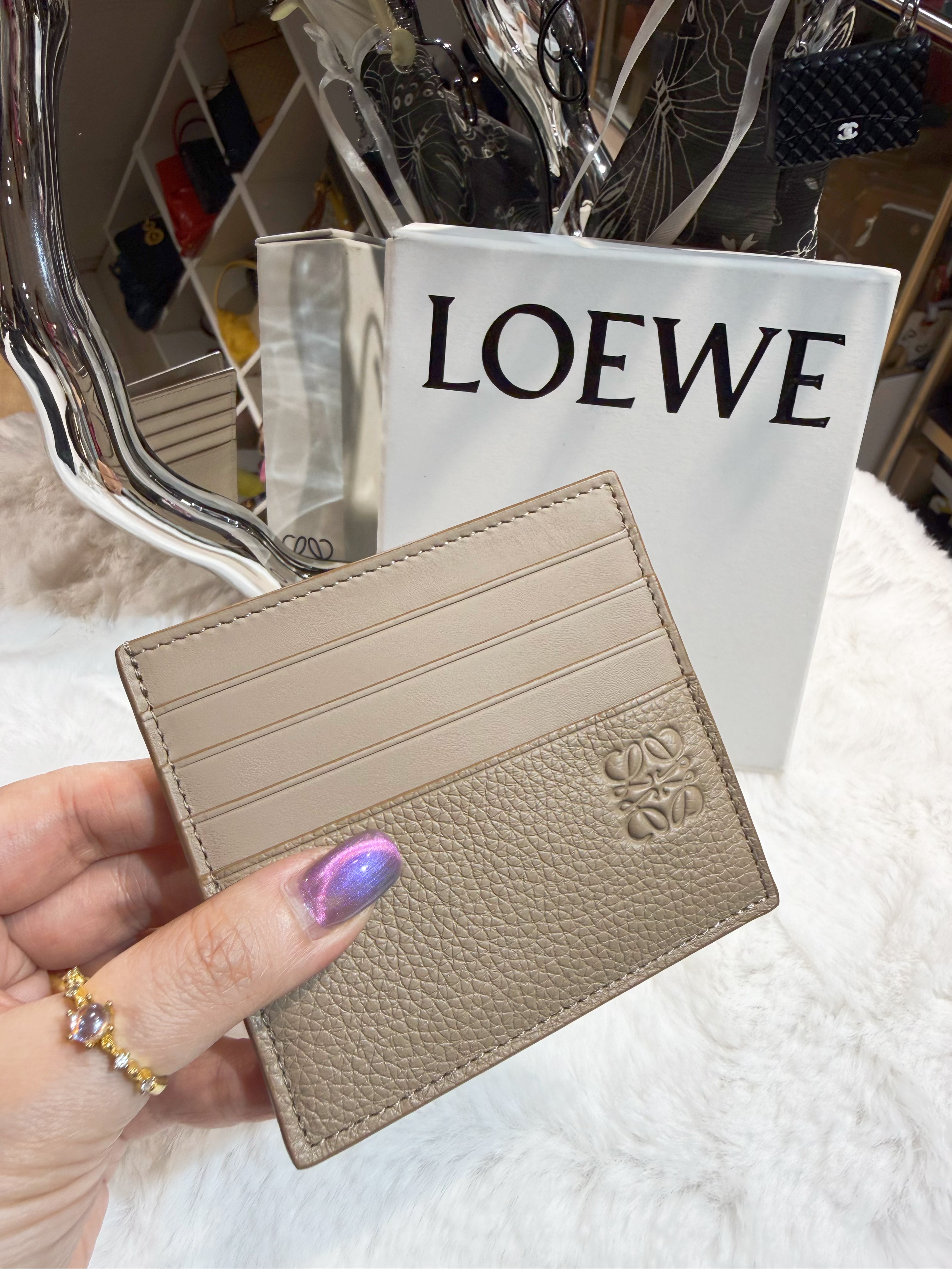 Loewe open card holder sand