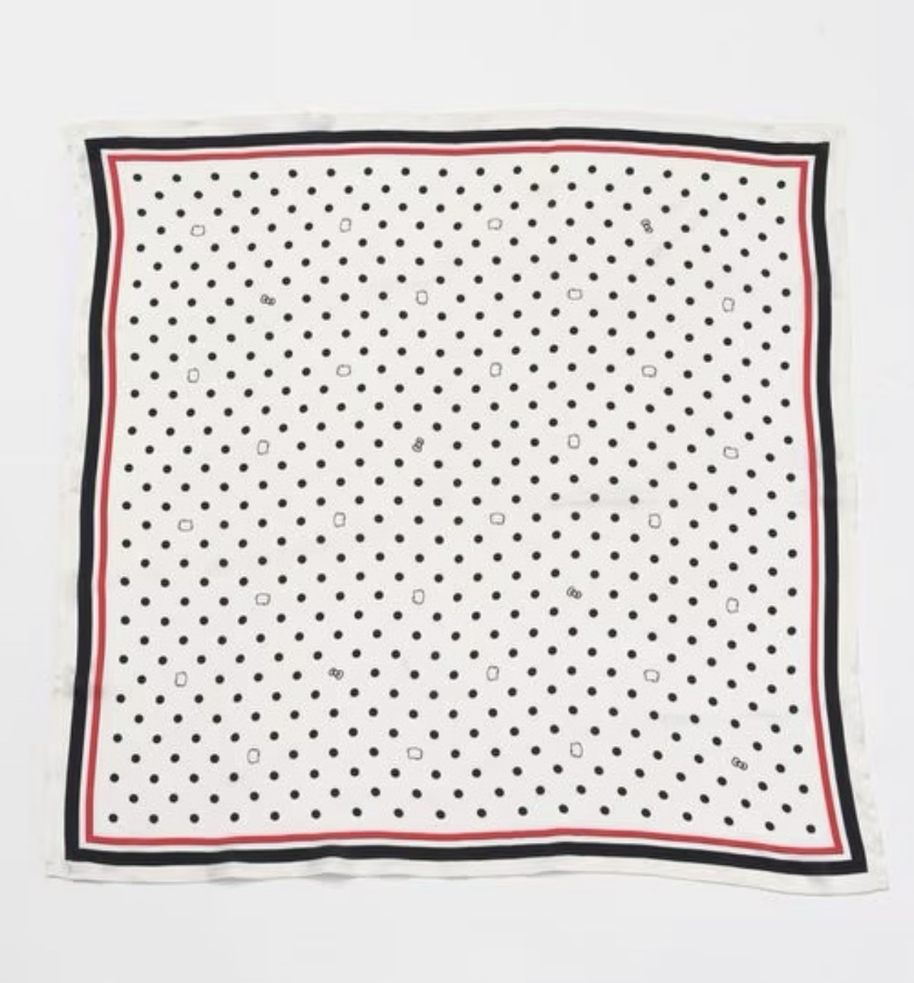 🎌日本直送🎌 Hello Kitty 限定絲巾