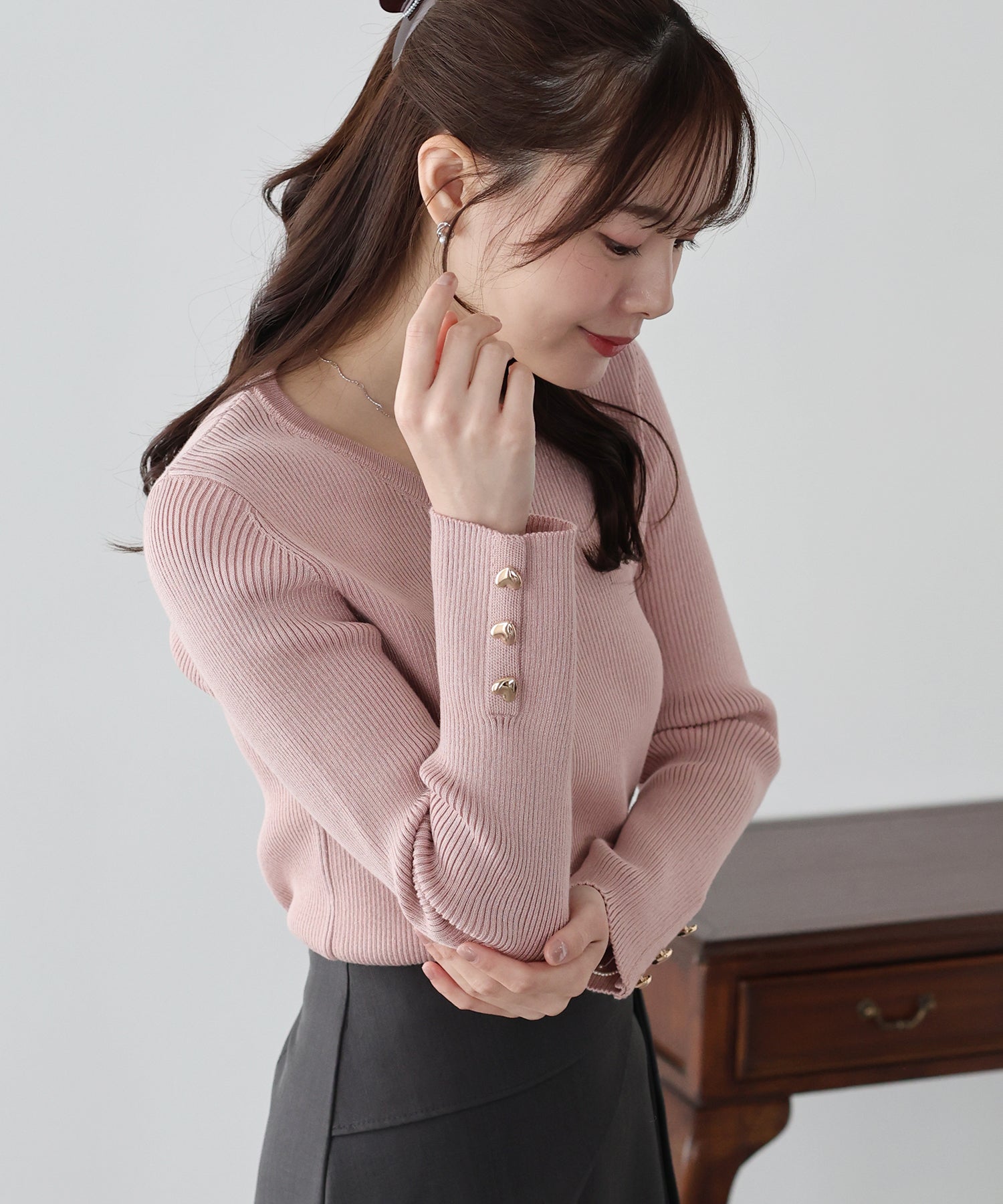 <JP> v領心心鈕顯瘦Knit Top* 3色入 <預購>