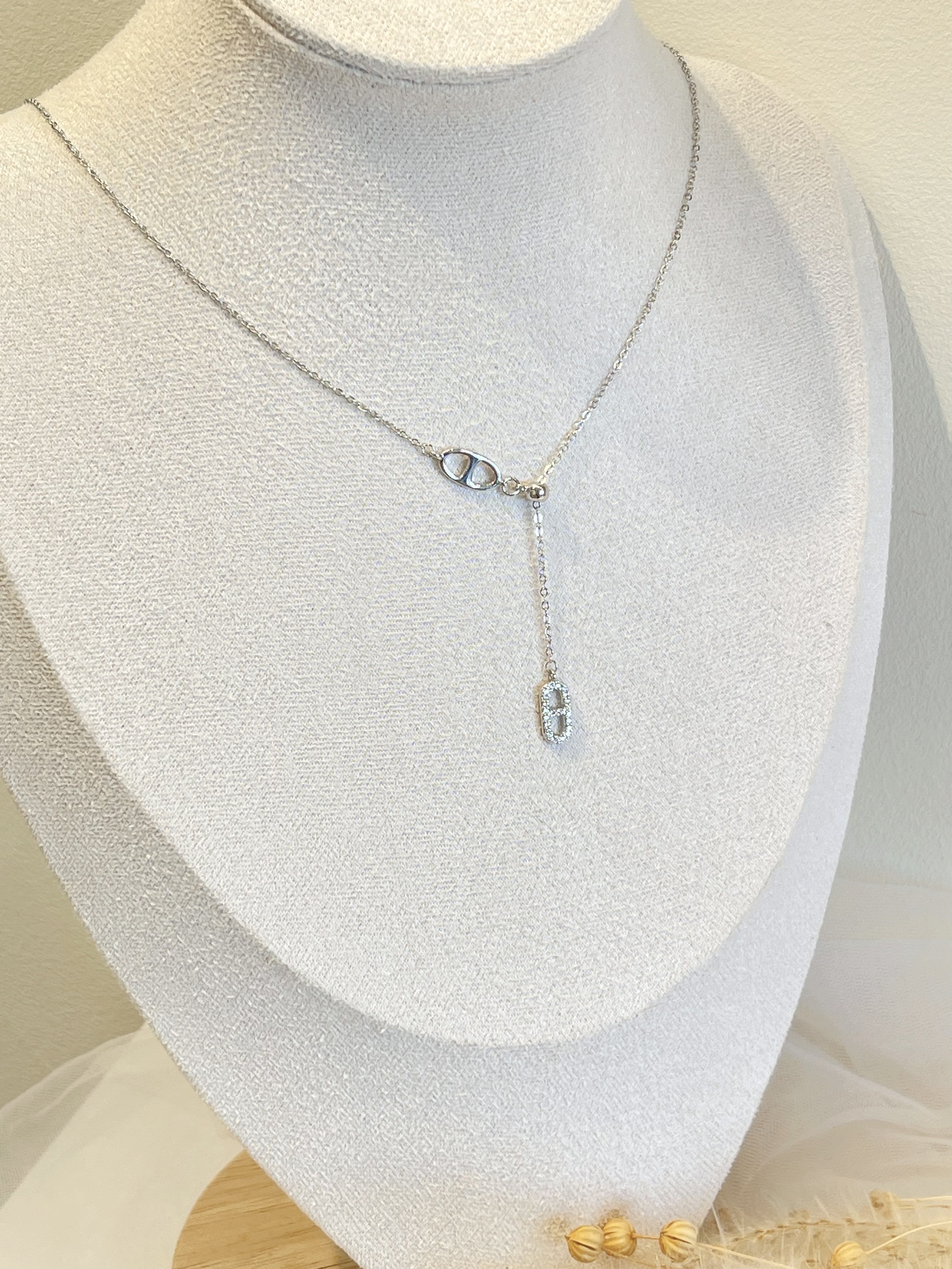 穿搭必备！简约猪鼻子项链