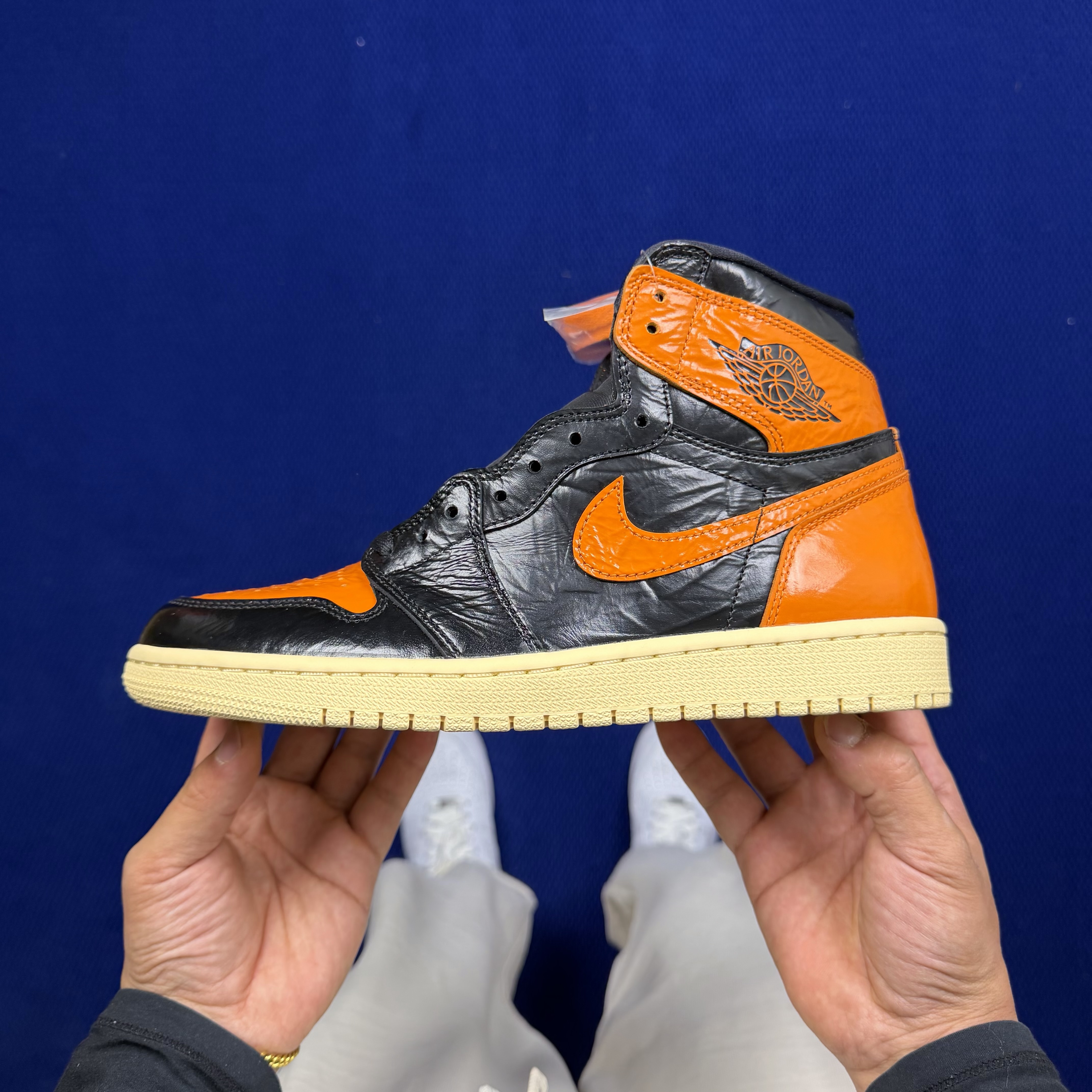 Nike Air Jordan 1 "Shattered Backboard 3.0" 555088-028