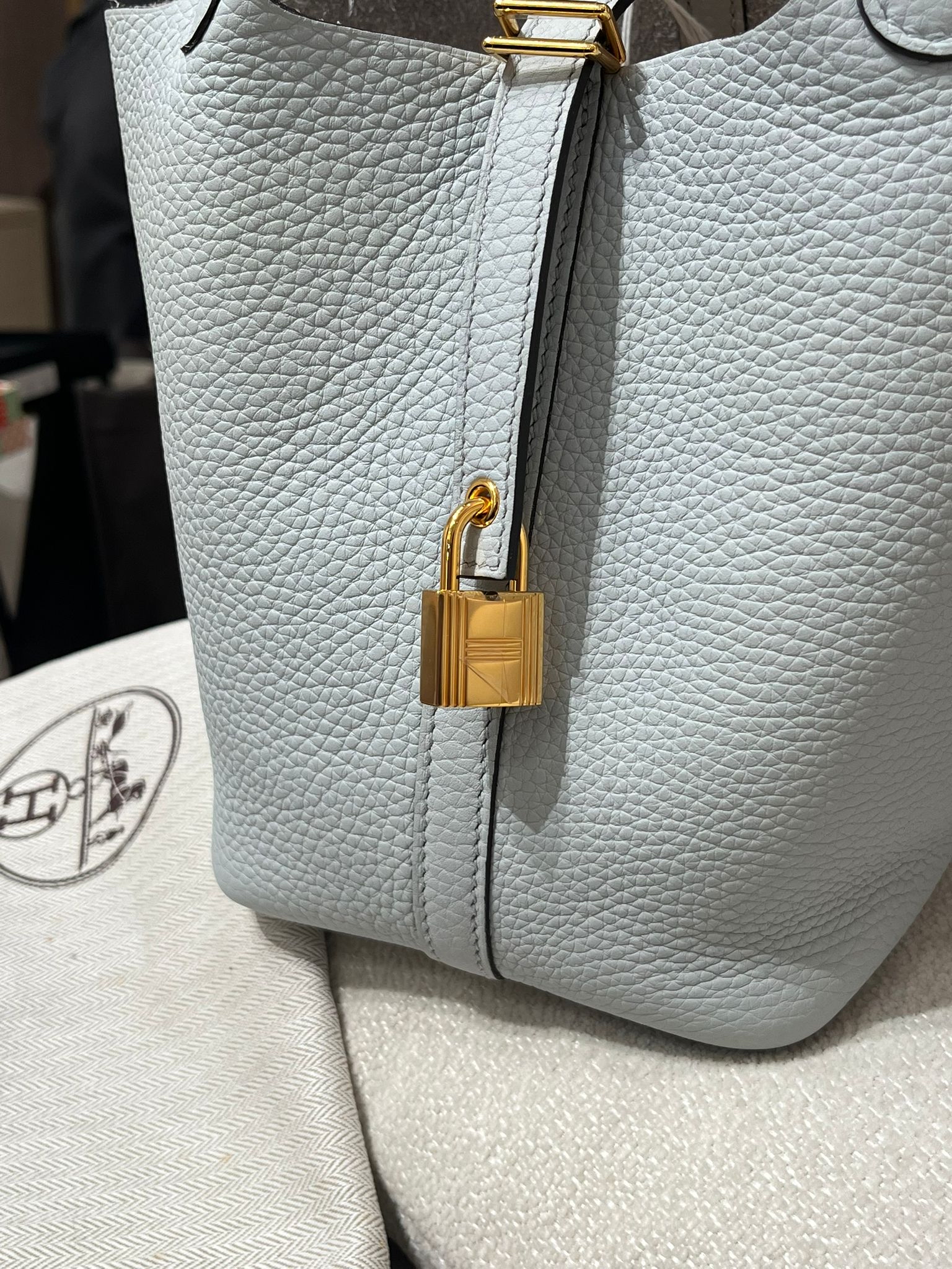 Hermes Picotin 18,STAMP B 聖杯藍， 100%Authentic ,98%new ✅收據副本✅Key lock ✅dust bag ✅box