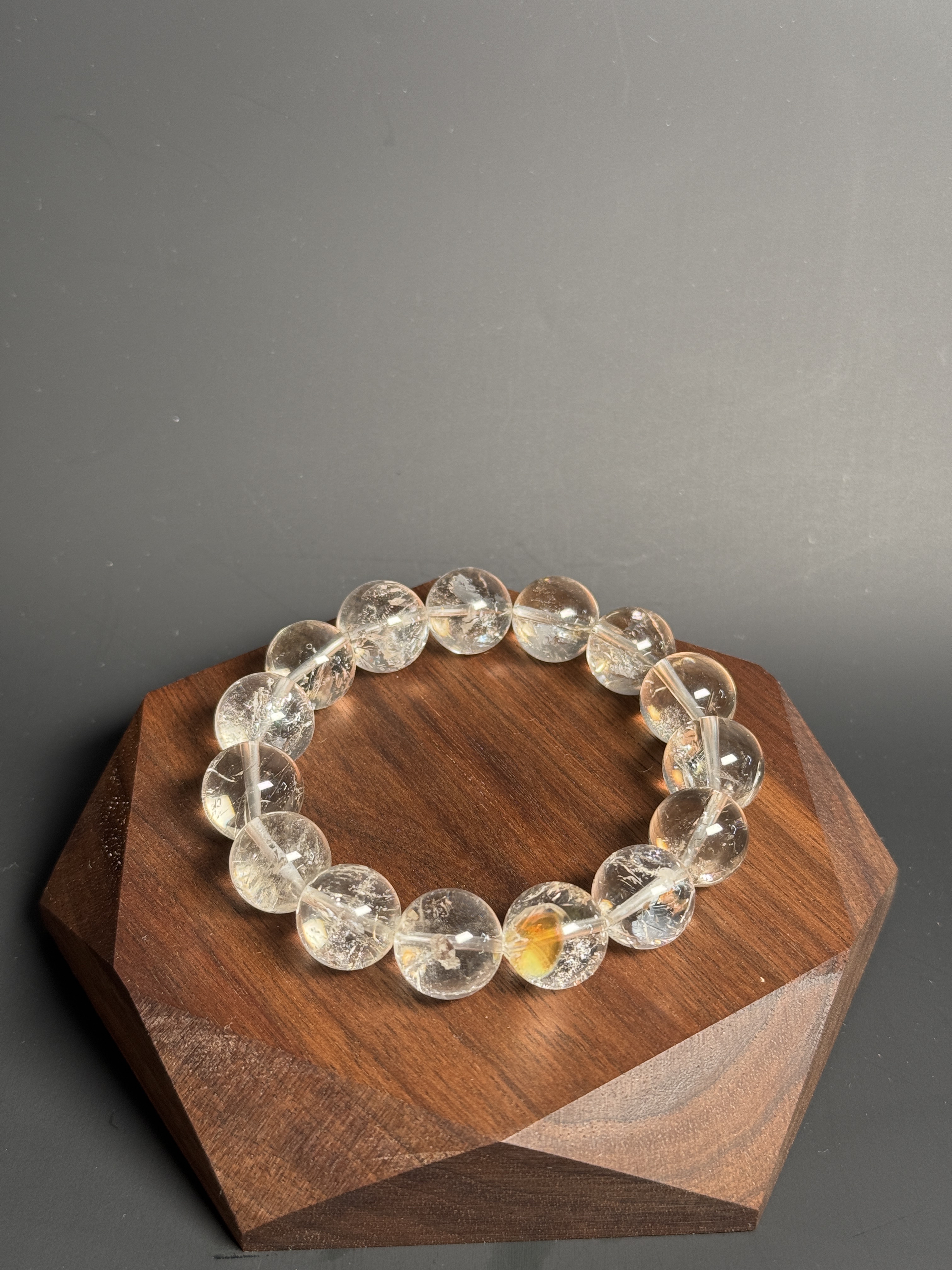 列姆利亞手串 （有金黃色共生物） （14.5mm) (option 3)