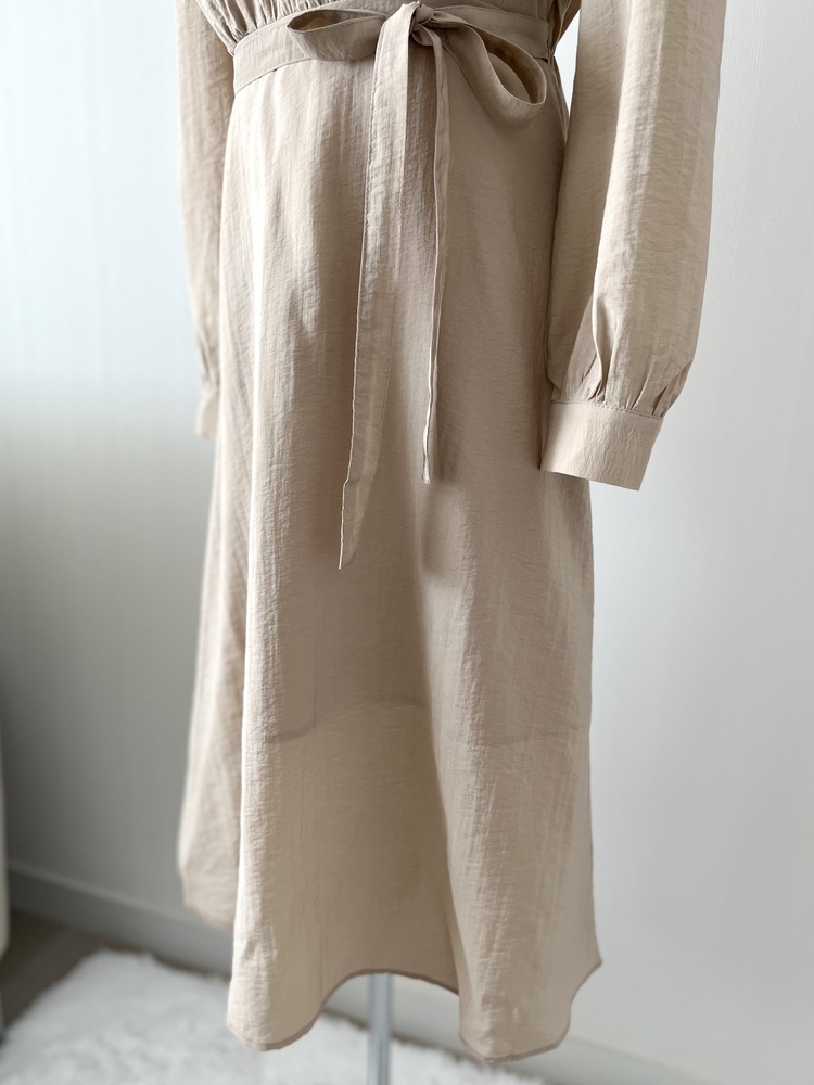 Pleated Yoke Detail Dress (Beige)