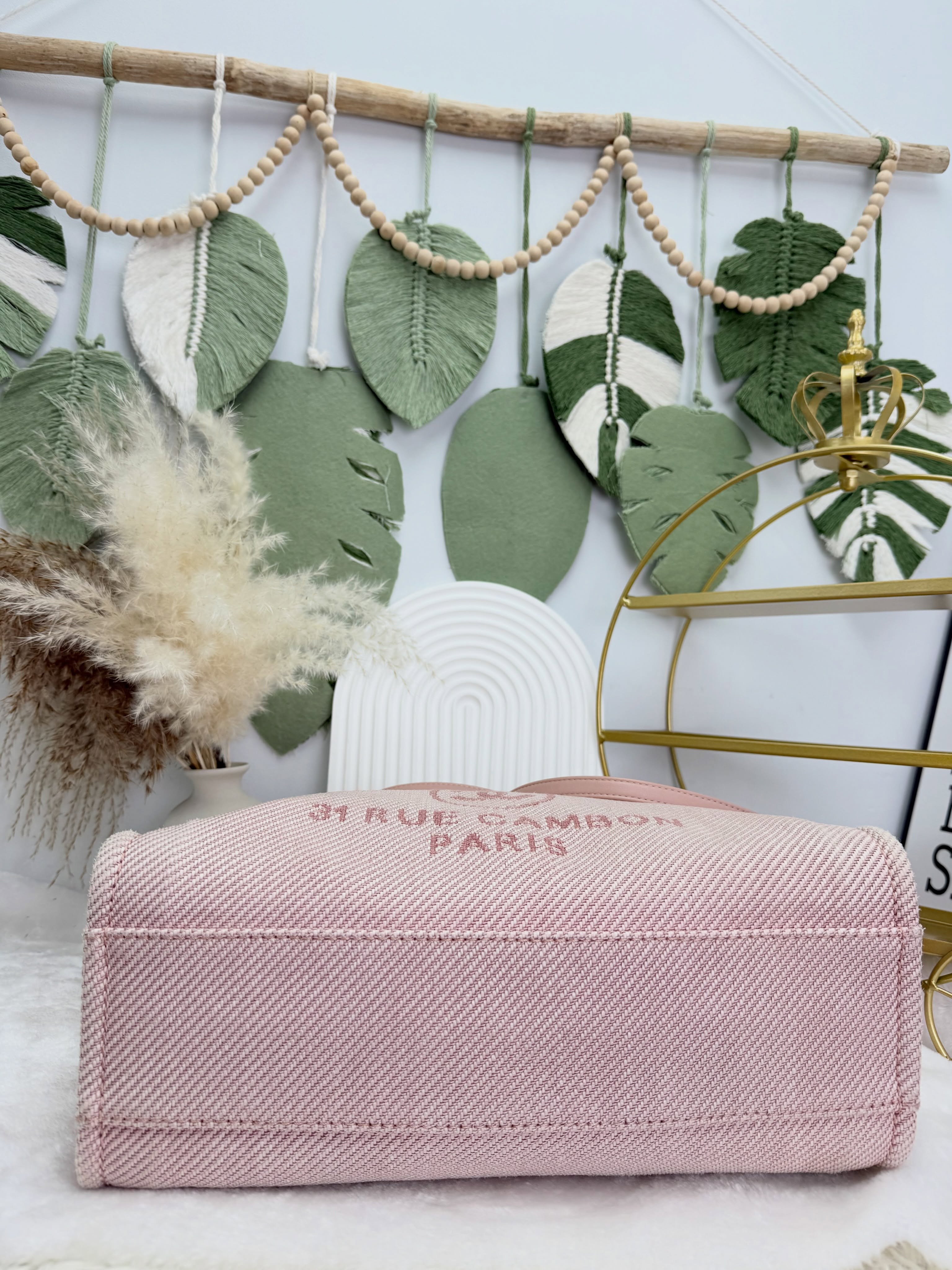 Chanel 👜 PRE OWNED 🛍️粉紅色金扣沙灘包 有卡30開 🩷