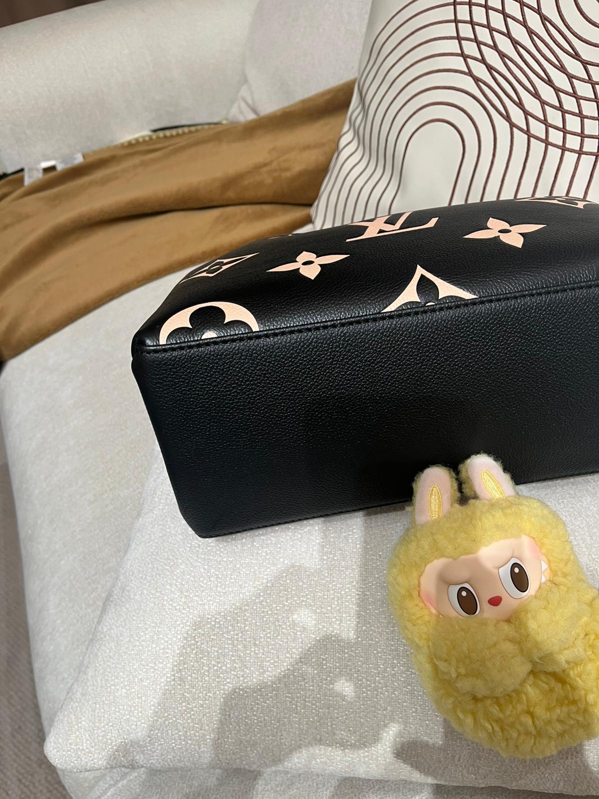 Lv Petit Palais 2 Way Bag M58913 Black Empreinte leather 100%Authentic, 98%New✅NFC✅Key lock✅dust bag ✅Box