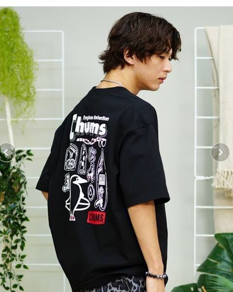 $105件。2件起$95件。3色選擇/Chums Archive Design前刺繡短袖