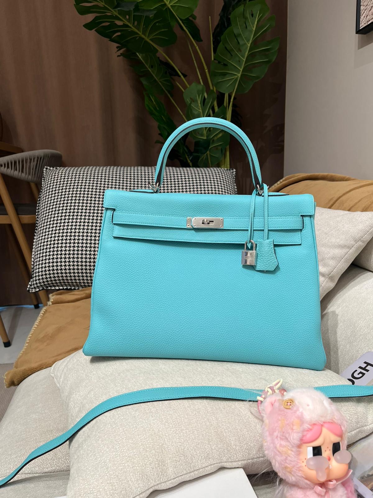 Hermes Kelly 35,Togo ,馬卡龍藍,STAMP T 100%Authentic,98%new ✅肩帶✅key lock✅dust bag ✅BOX