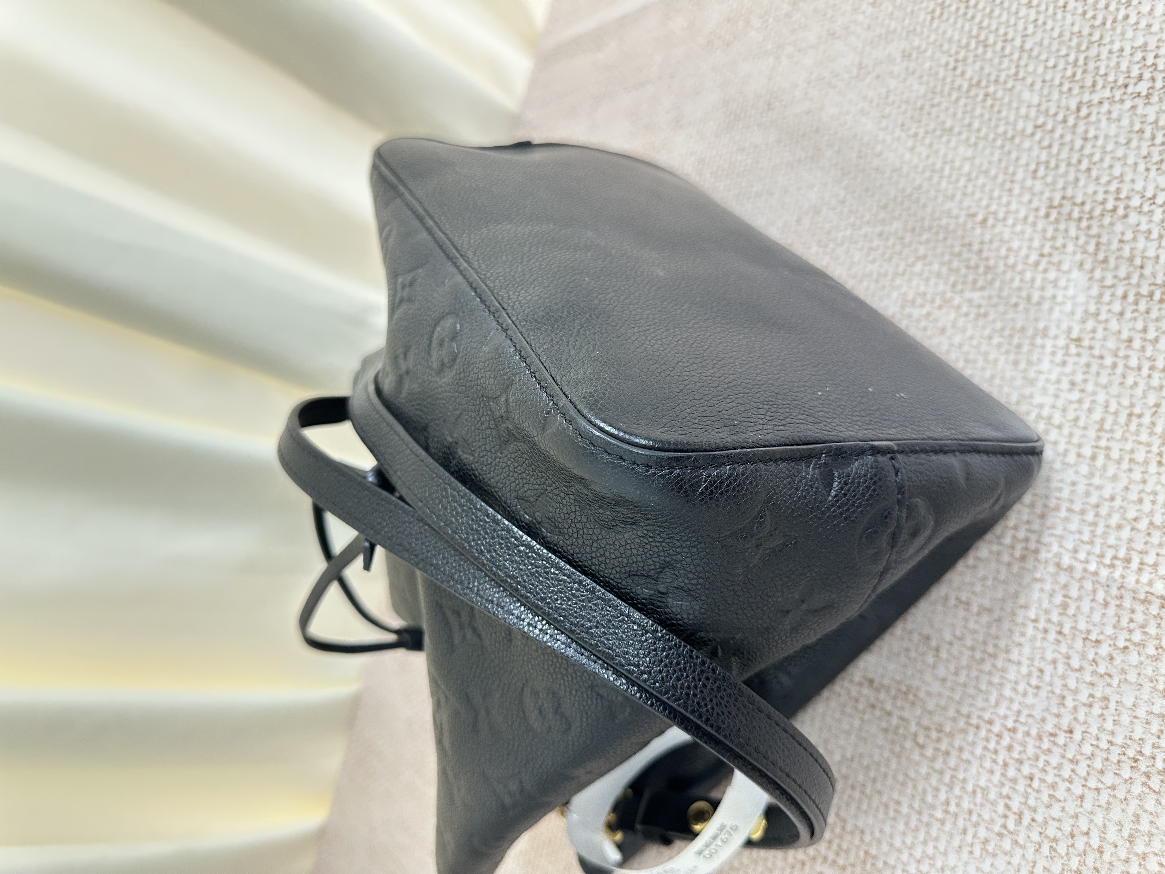 Pre-owned Louis Vuitton Néonoé MM Bucket Bag/ Product Code: 26041901