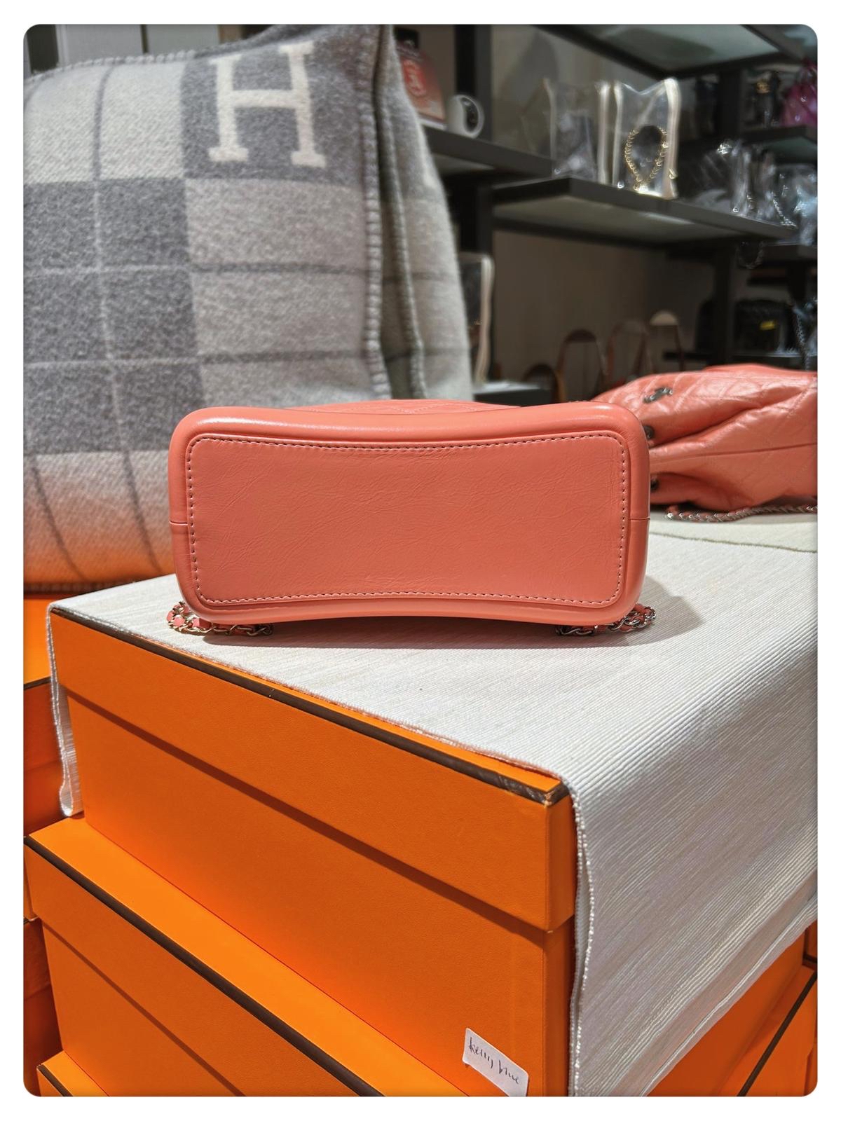 Chanel Gabrielle backpack small 100%Authentic ,95%new ✅CARD✅dust bag