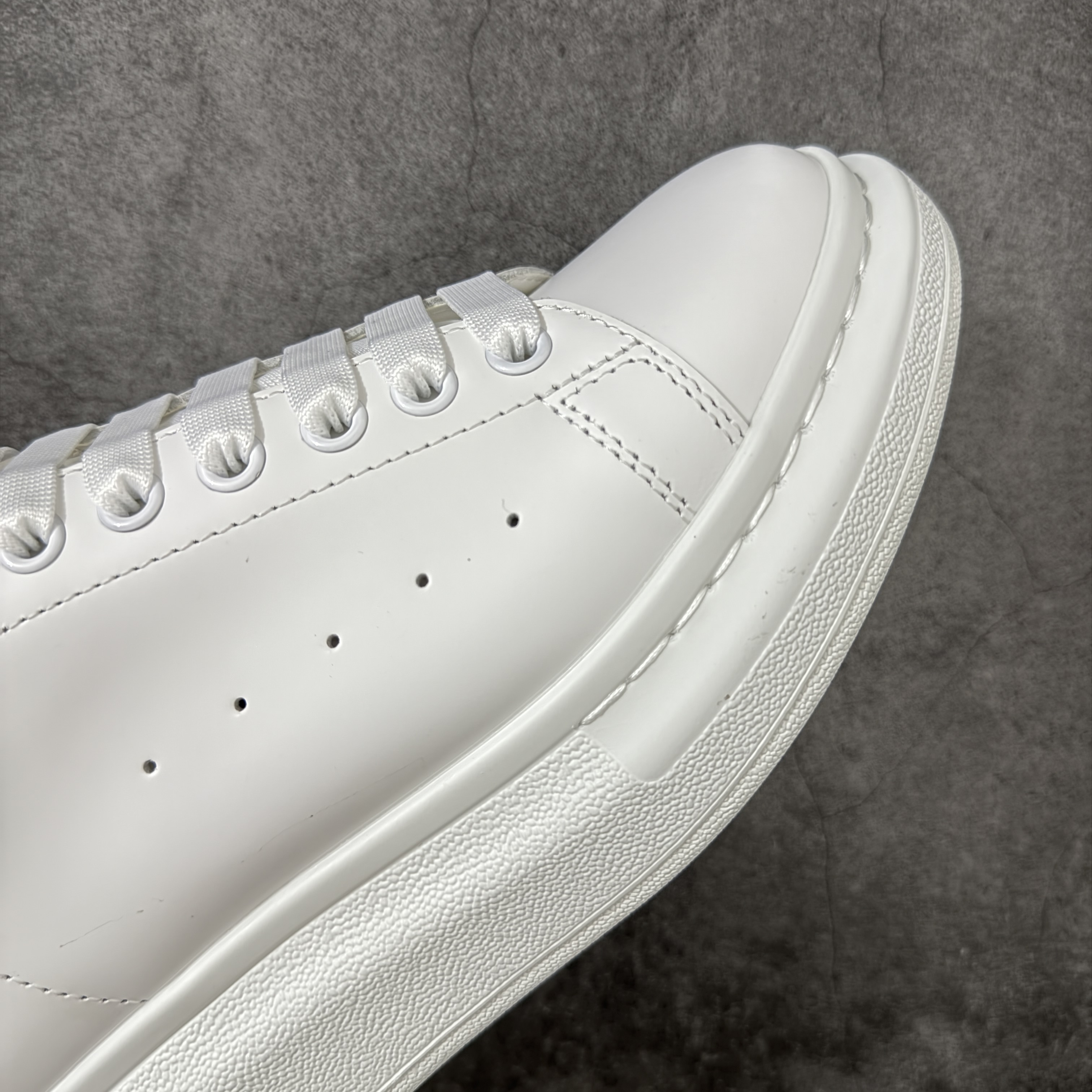 Alexander McQueen Oversized Sneaker