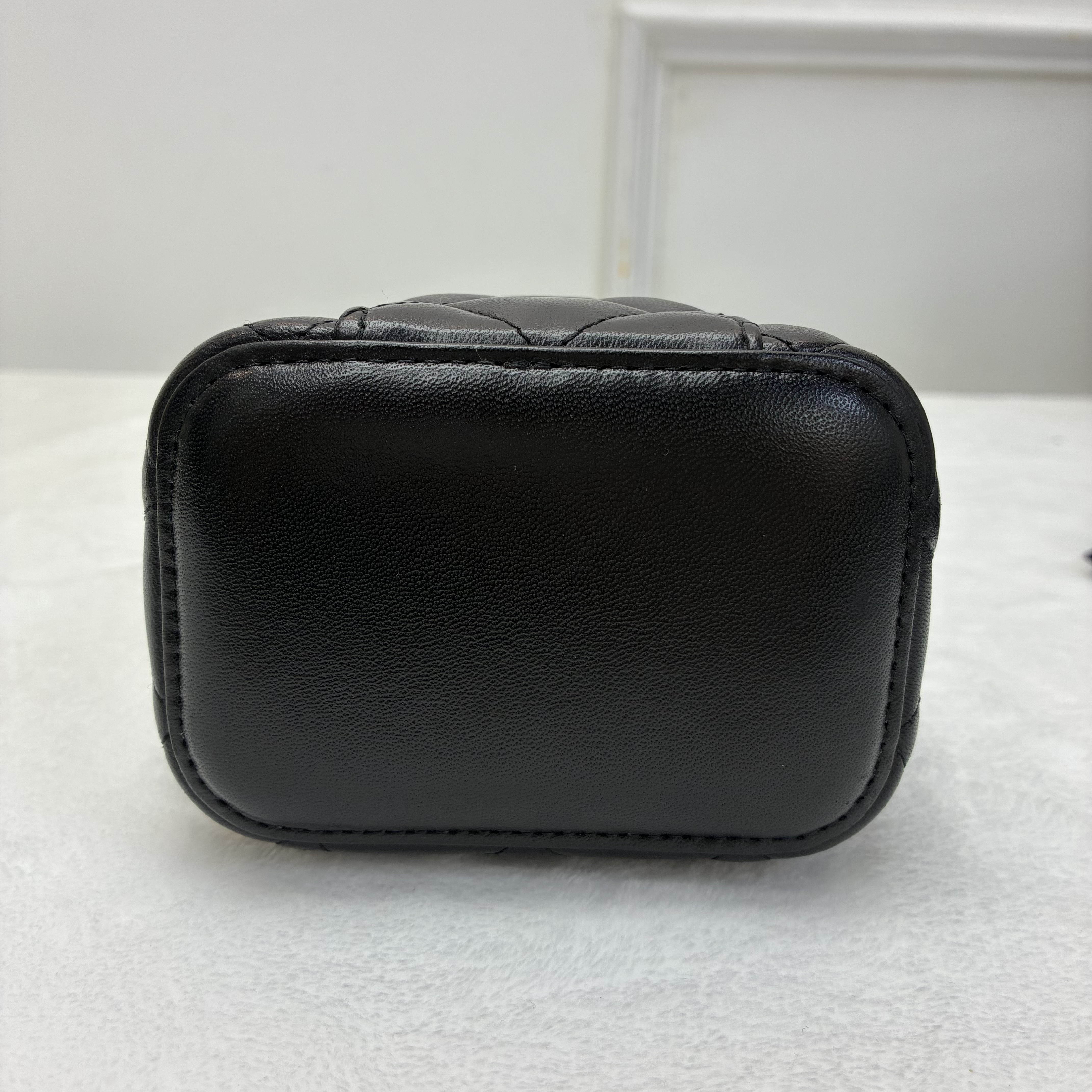Chanel Vanity Case 黑色羊皮小廢包