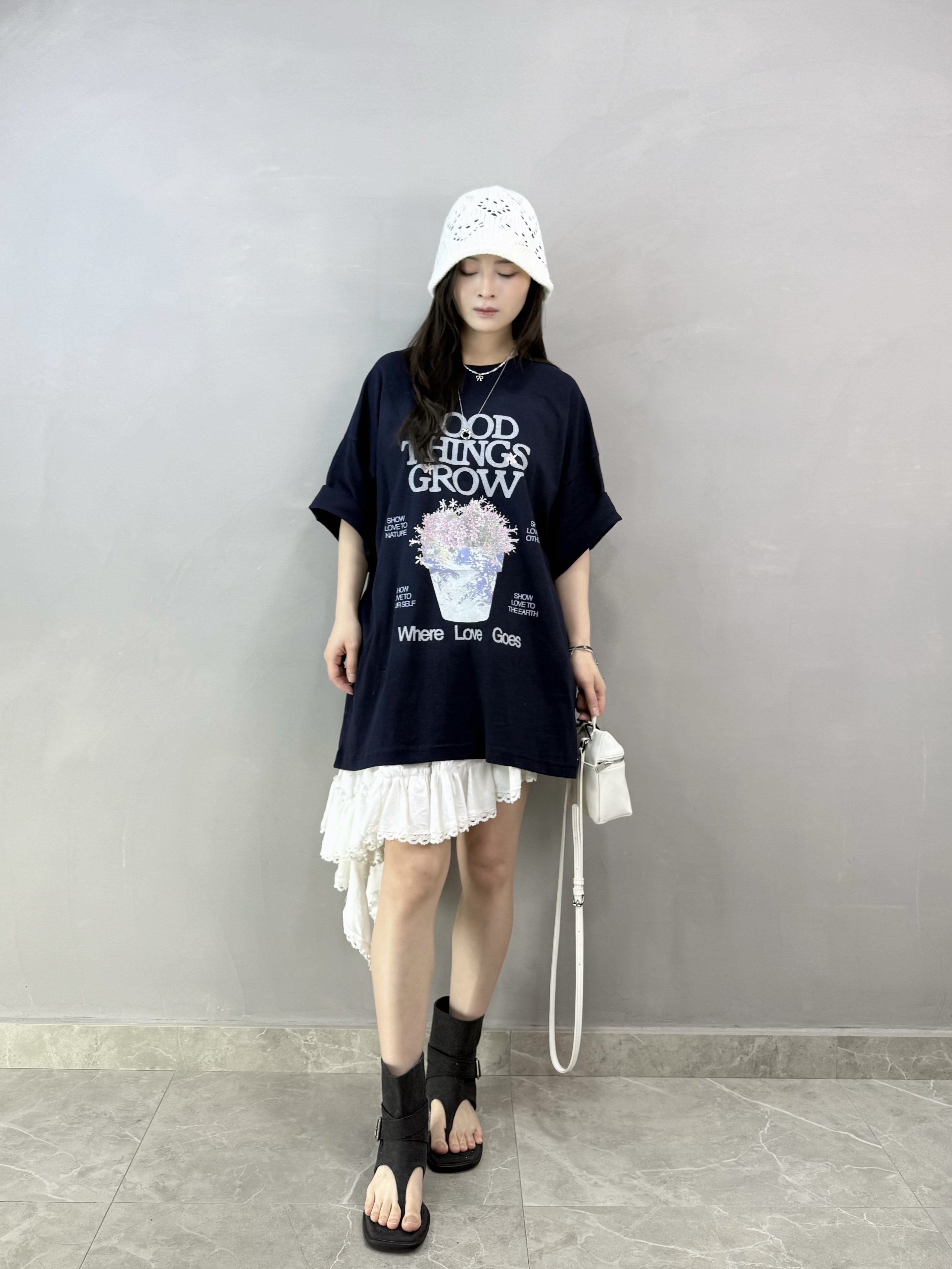 H81 Over Size 花花Tee