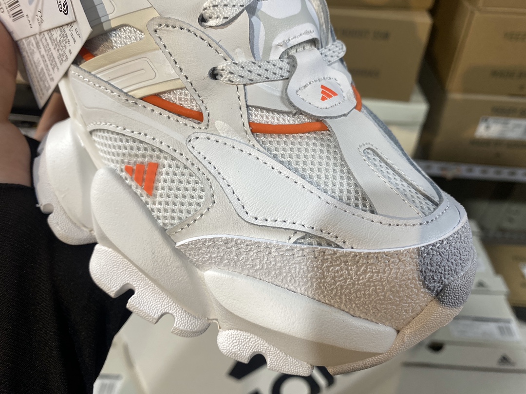 Adidas XLG Runner Deluxe JP5758