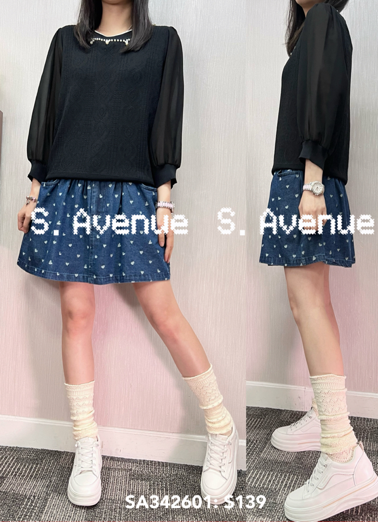 SA342601: 中袖領有珠袖雪紡線top