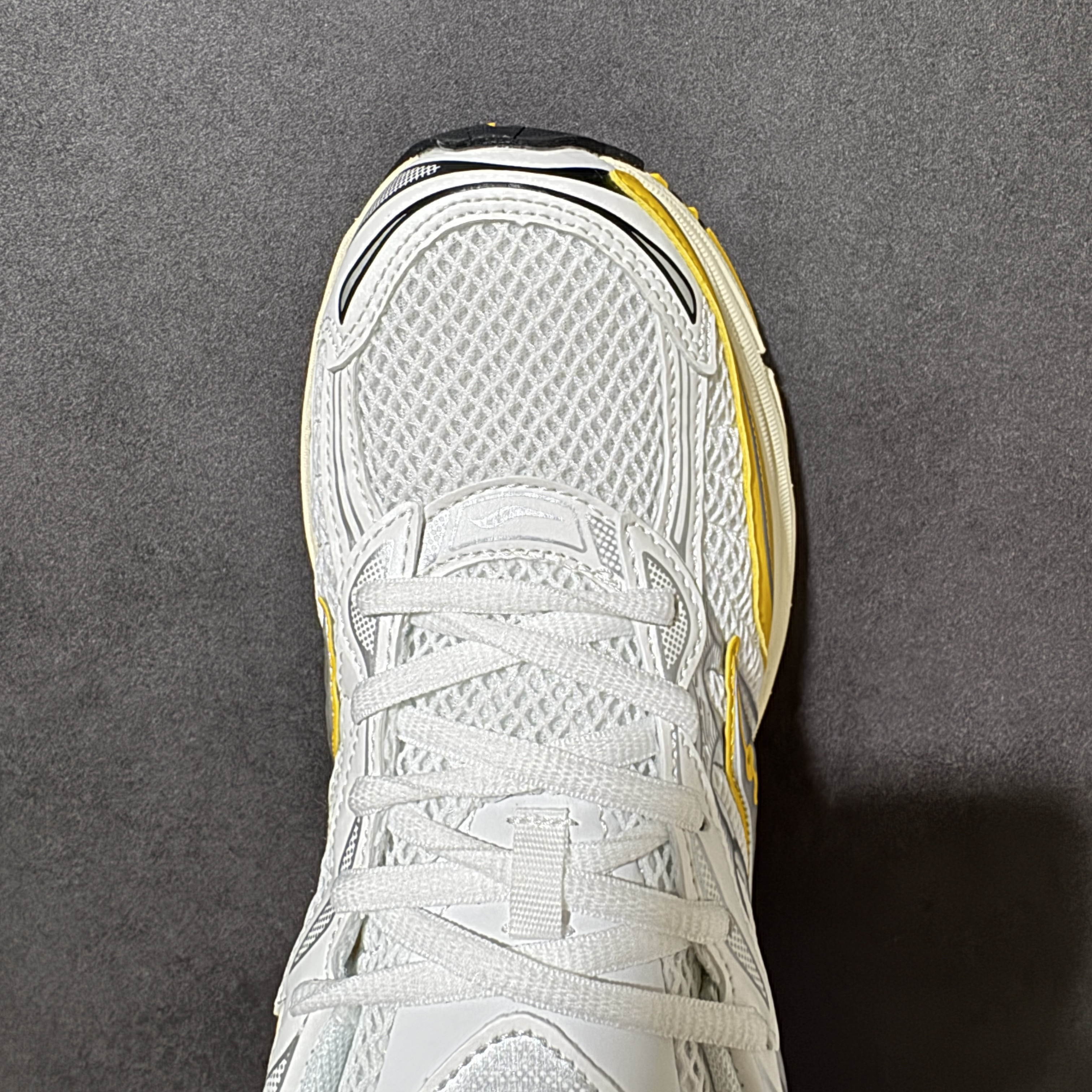 Saucony ProGrid Omni 9 OG