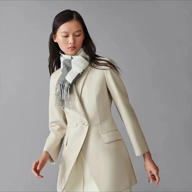 HETMES 全新🔥幾何圖形雙面印花100%喀什米爾羊絨 圍巾🩶