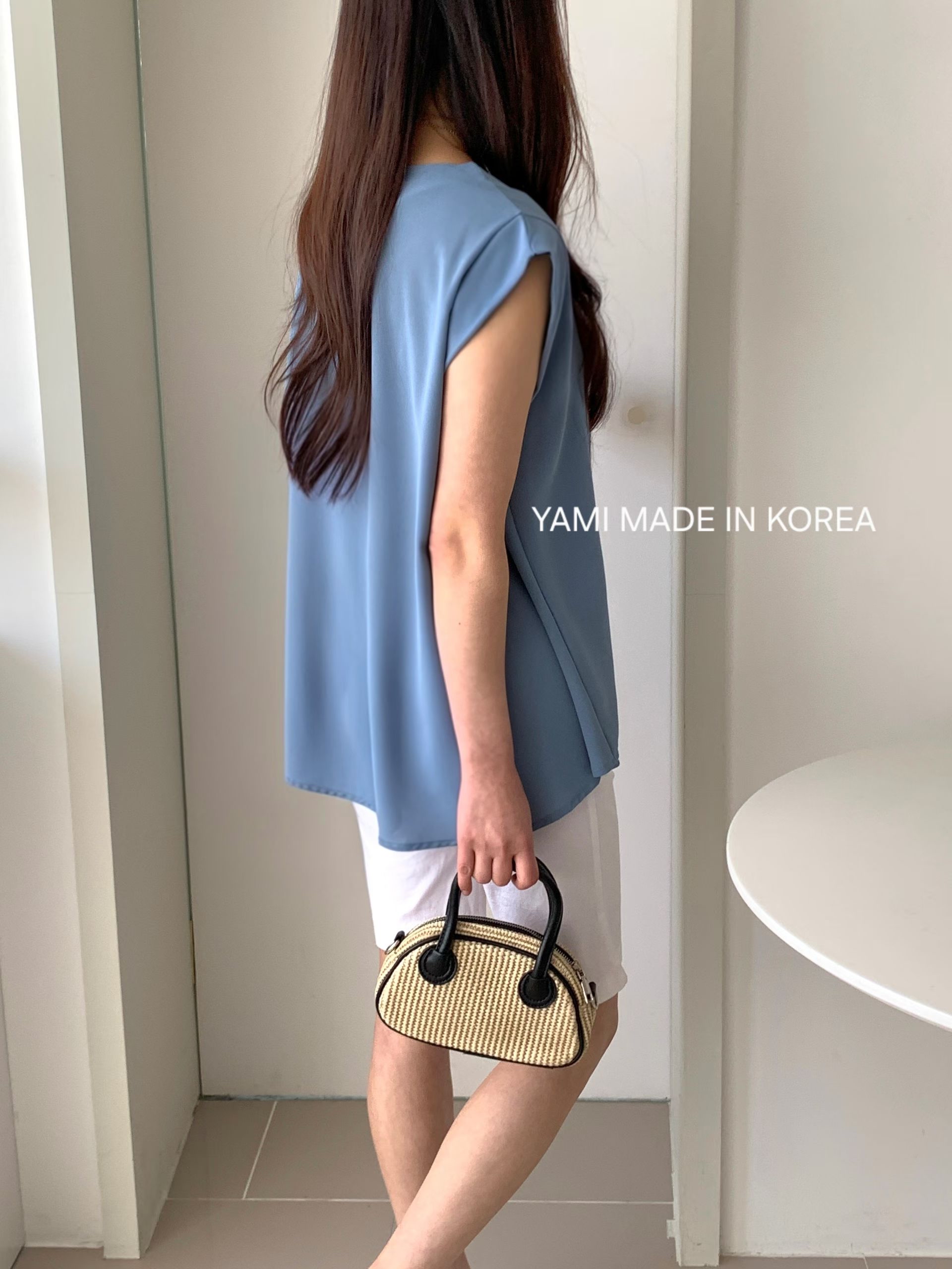 Made in Korea 🇰🇷半袖A cut top
