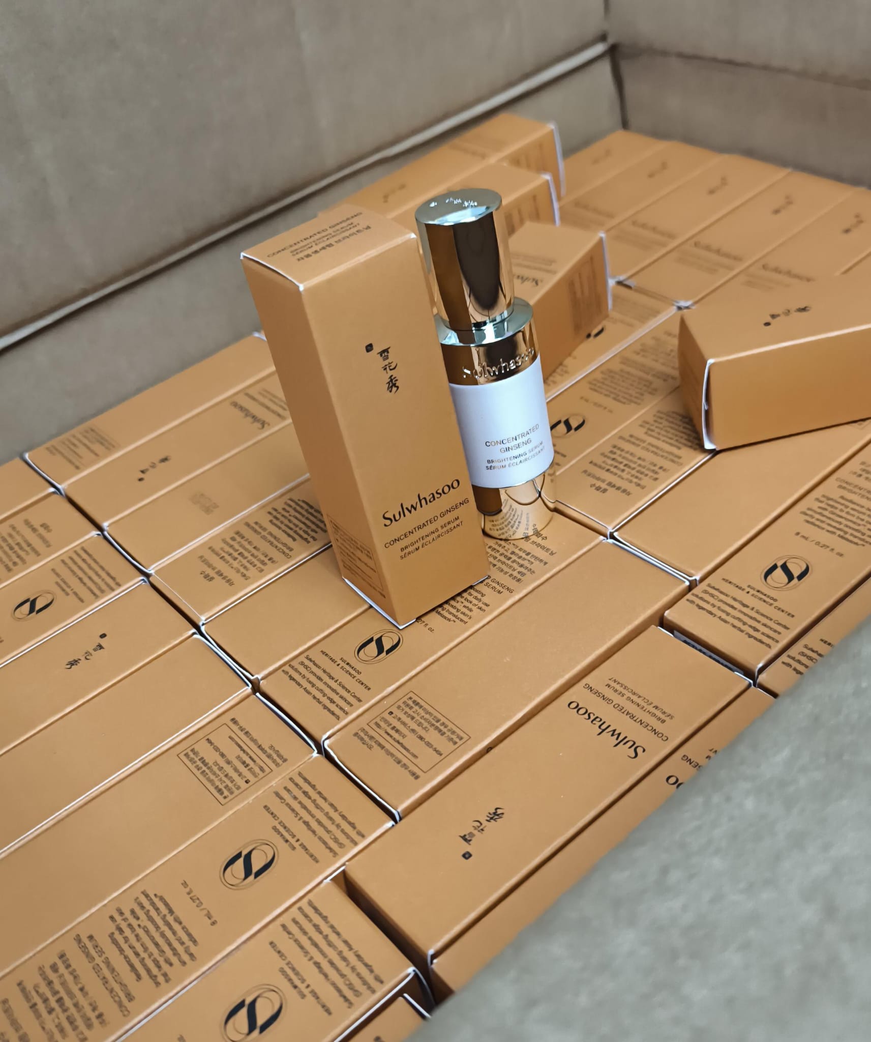 韓國🇰🇷Sulwhasoo 雪花秀禦時緊顏參養煥白精華1套2支 (8ml x 2) (現貨品)