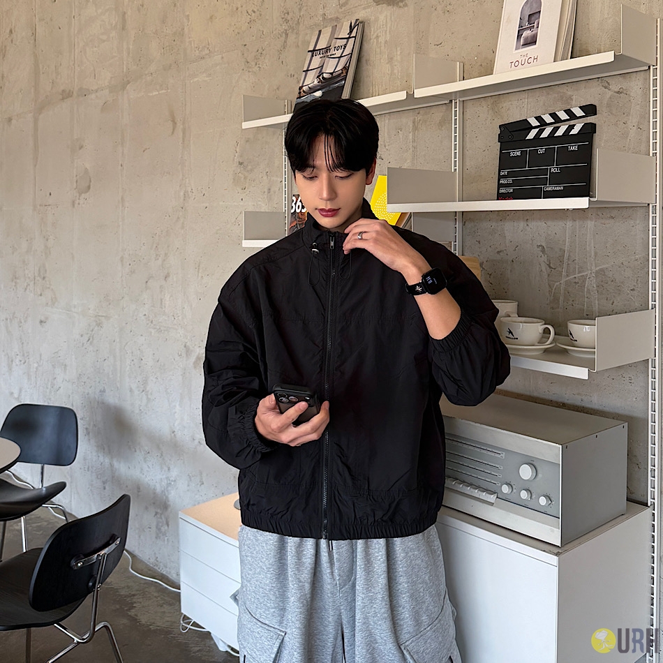 【100%保證韓國直送】韓系質感 輕量高領抽繩連帽運動風褸外套 🧥 [5 color] RF118058