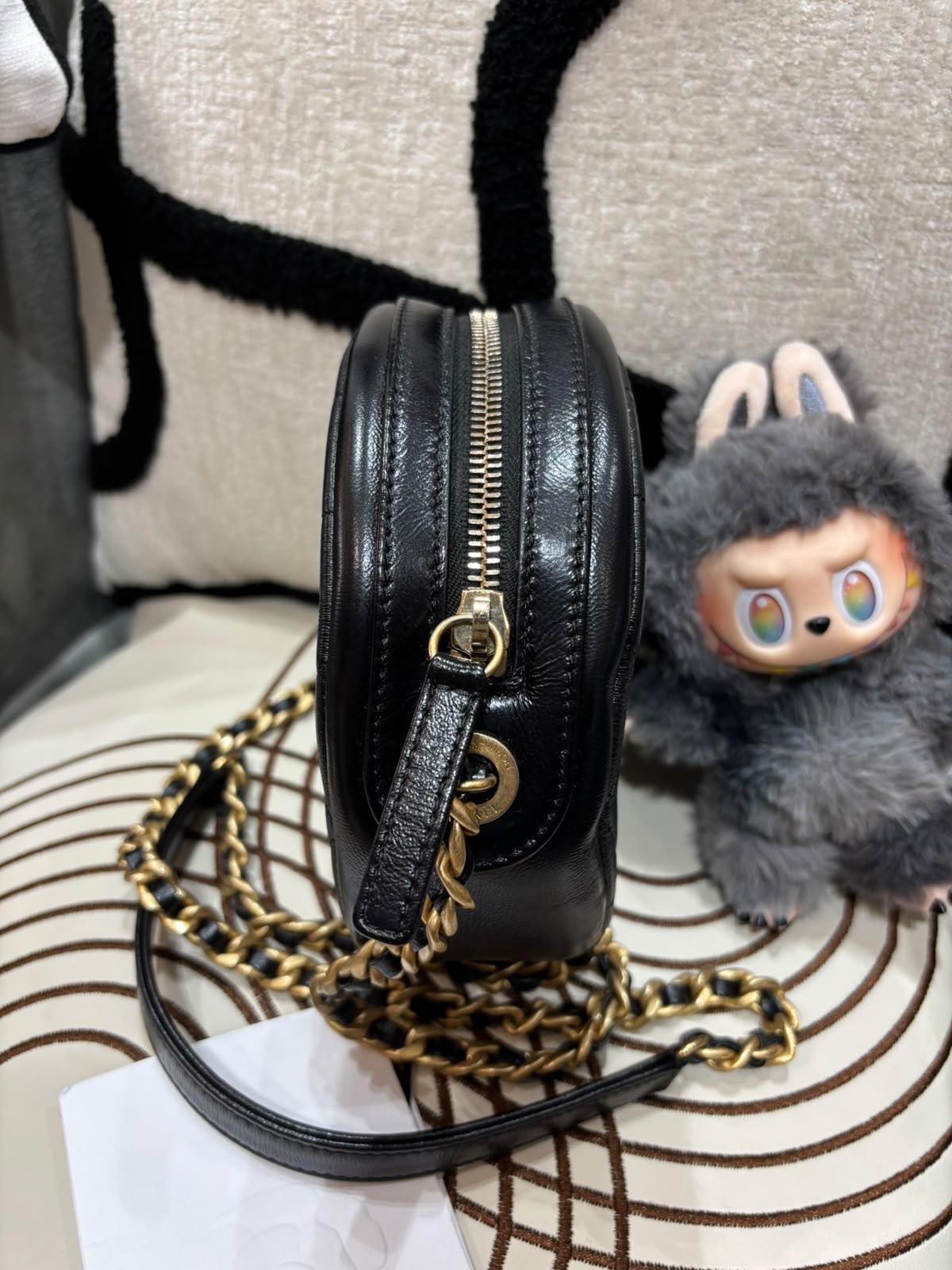 Chanel round chain bag 牛皮金鏈 100%Authentic , 98%new ✅專門店收據 ✅CARD ✅塵袋  ✅盒 