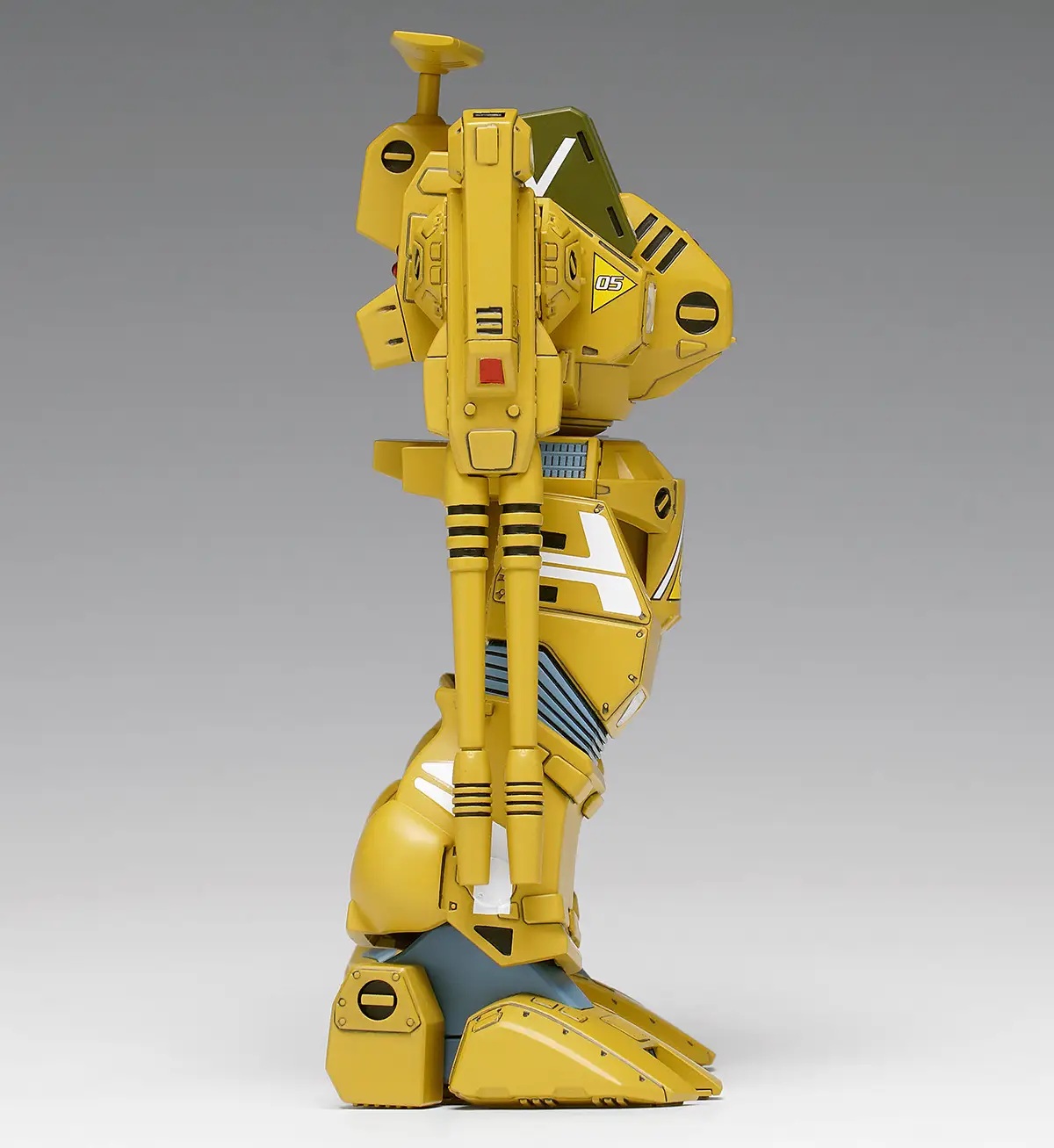 1/100 ADR-04-MkX Defender