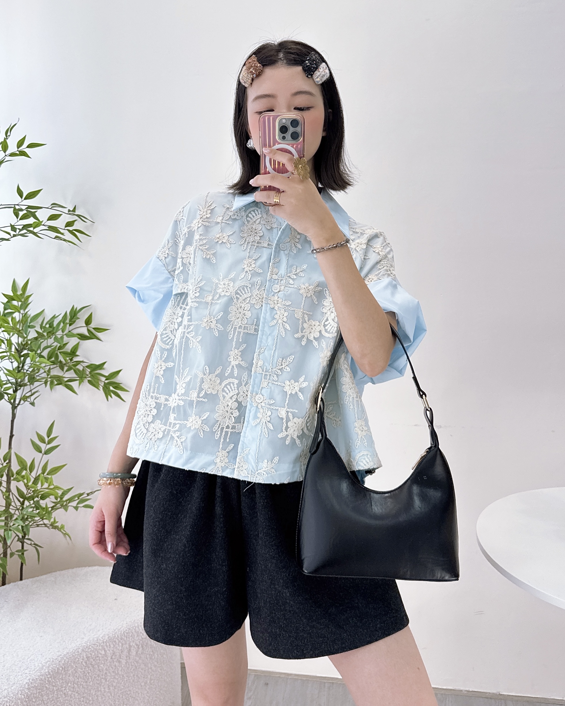 時尚拼蕾絲泡泡袖恤衫 