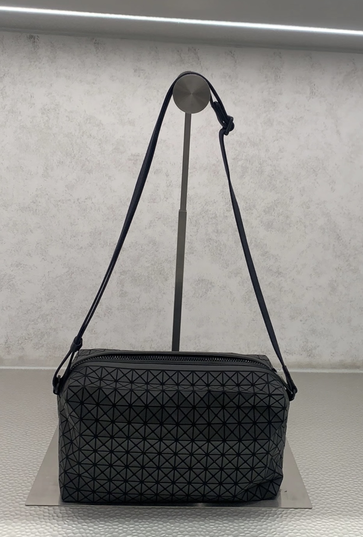 BAOBAO ISSEY MIYAKE SADDLE BAG 