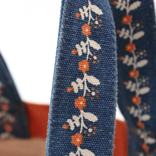 日本品牌🗾印度🇮🇳製造東歐傳統刺繡設計手拎帆布包現貨😍