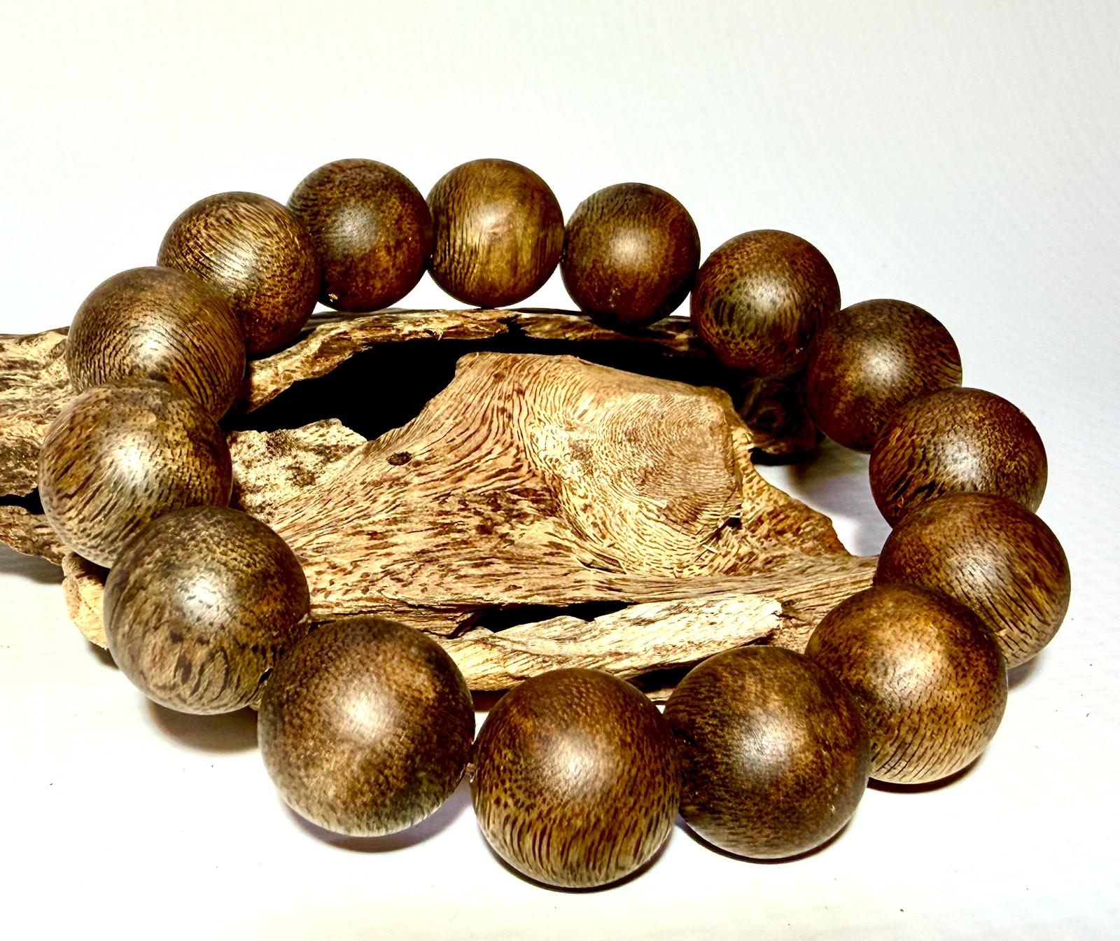 沉香手串 15mm單圈18克 (中至高級之選 香韻7星級限香港地區發售及實體店交收)