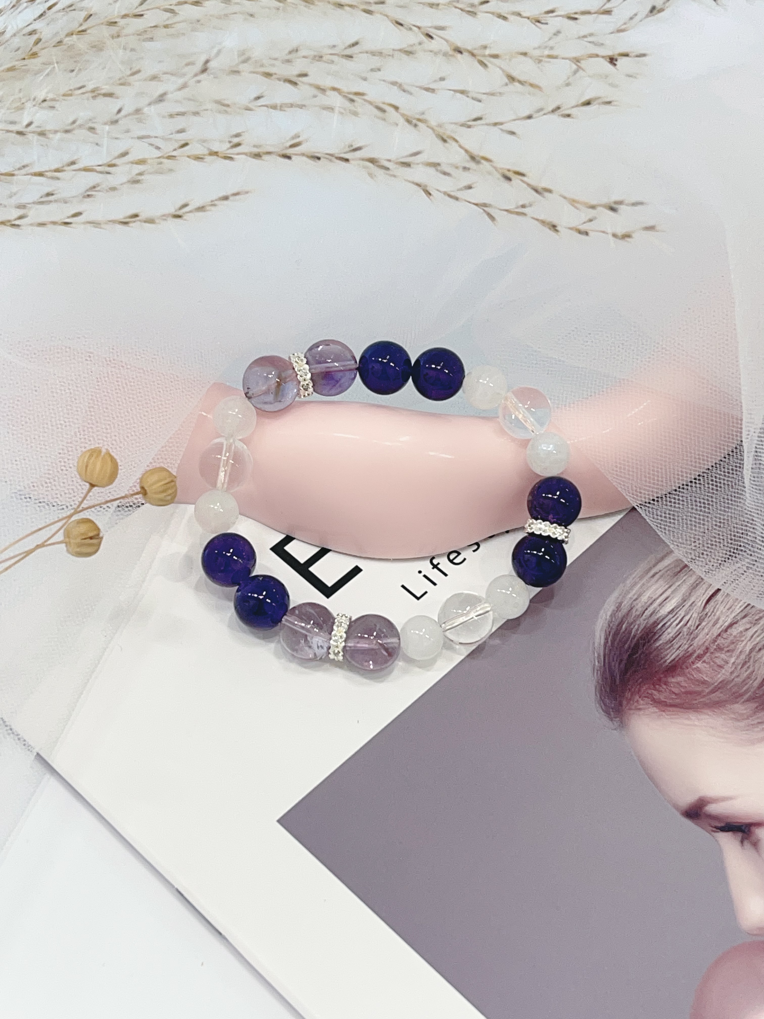 💜 紫水晶 × 紫阿塞 × 白水晶 × 月光石手串  Amethyst & Clear Quartz & Moonstone｜沉稳守护