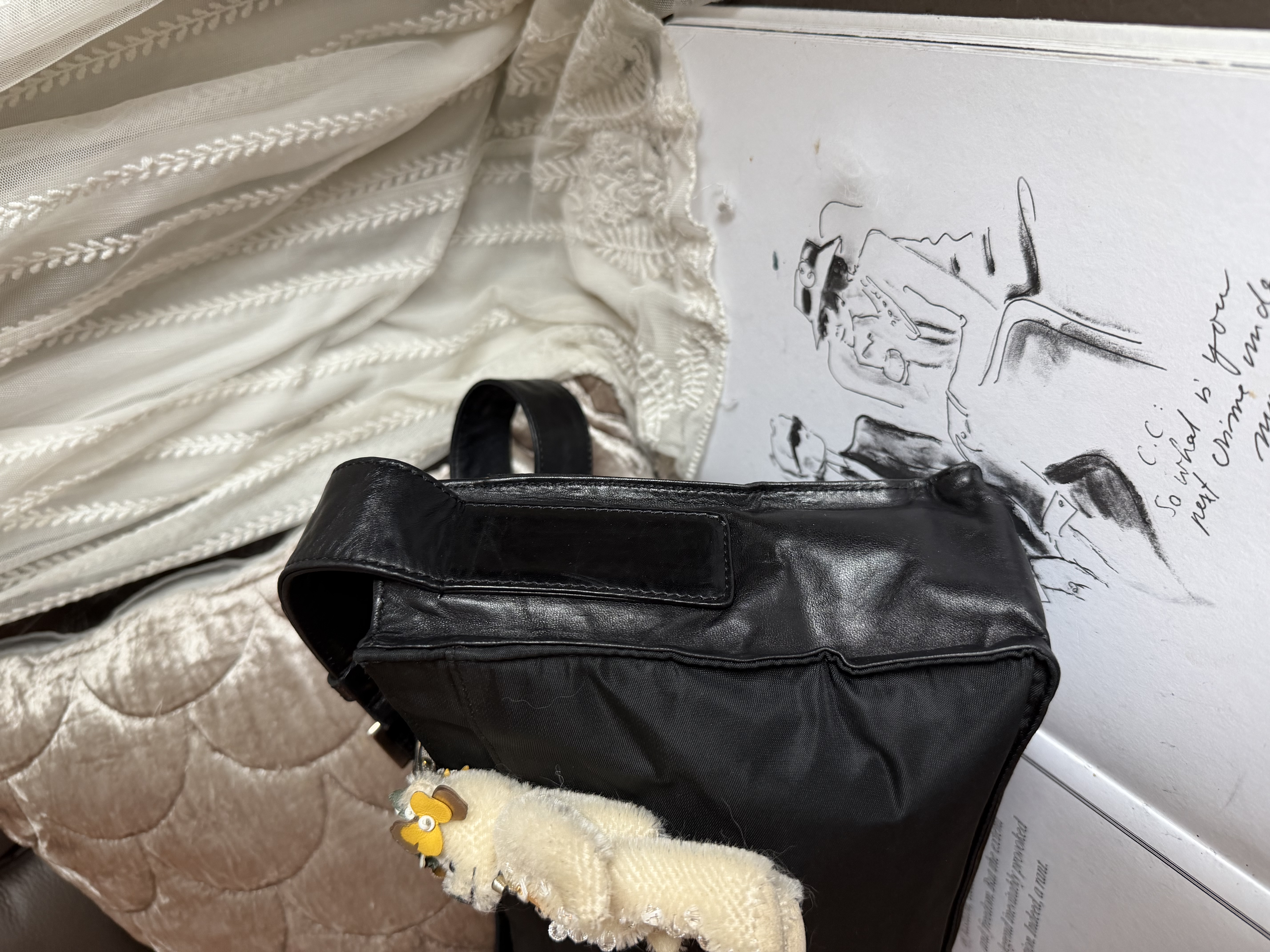 prada黑色 re nylon black leather bag 