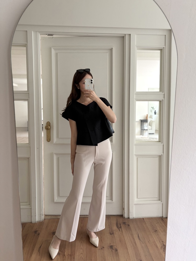 Pull-On Stretch Pants (Light Beige)