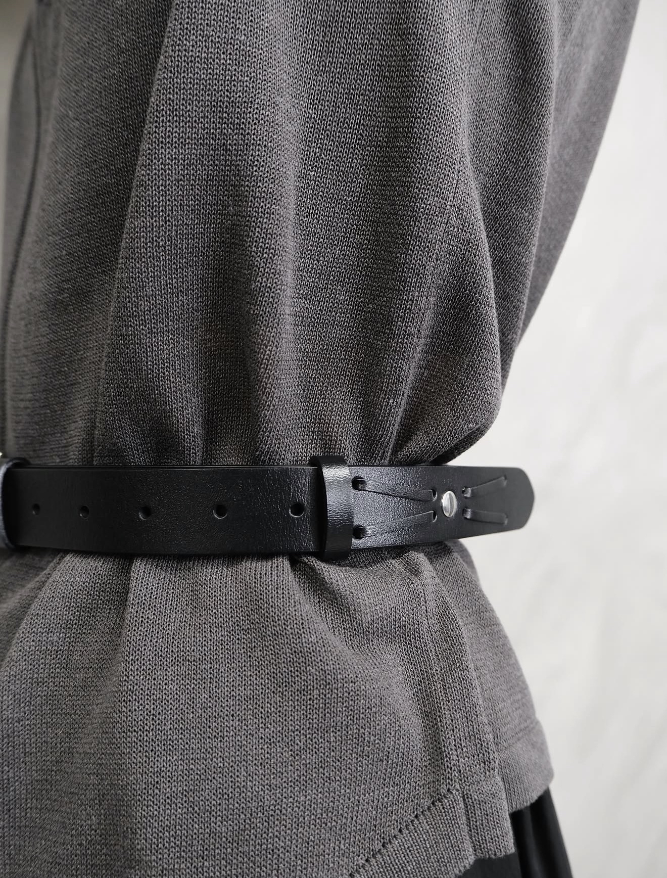Leather studded belt #be12