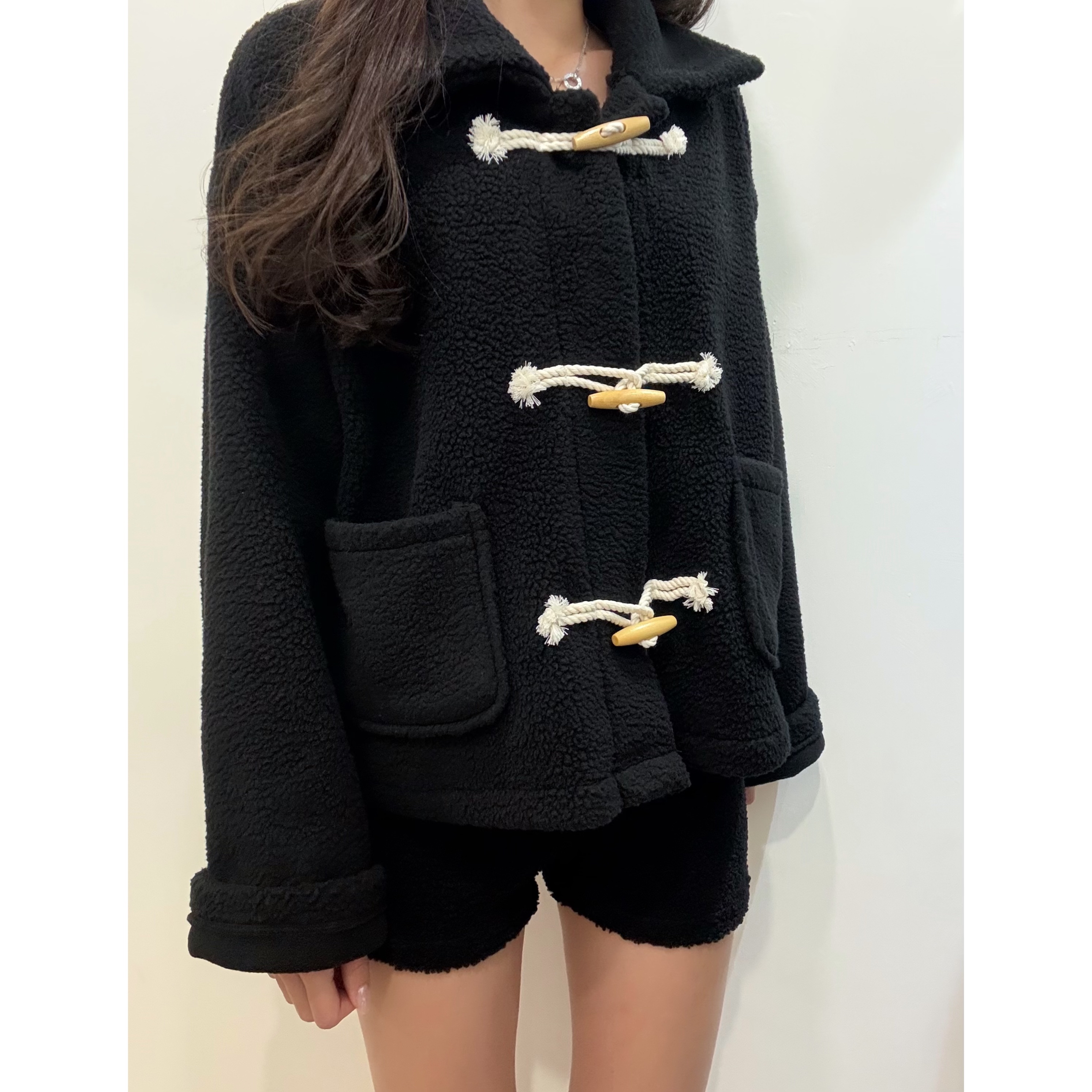 新品價及新年前收貨2月3號8PM截單💛《HIGH WAIST SHEARLING SHORTS》 2602C