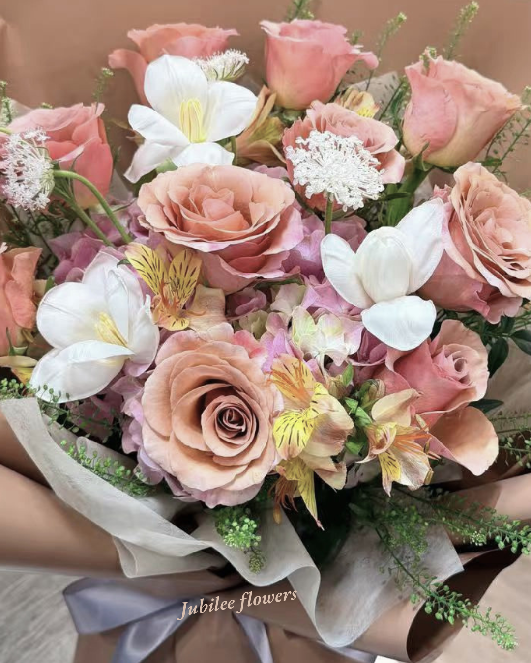 莫泊玫瑰花束 Moab Rose Bouquet