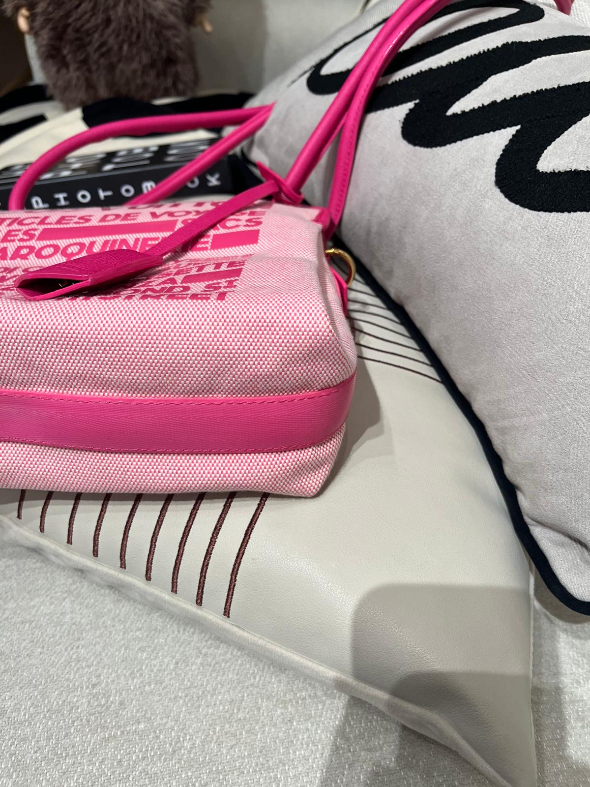 Lv CRUISE LINE RIDER M92809 SHOULDER BAG 100%Authentic,95%new ✅key lock✅dust bag 