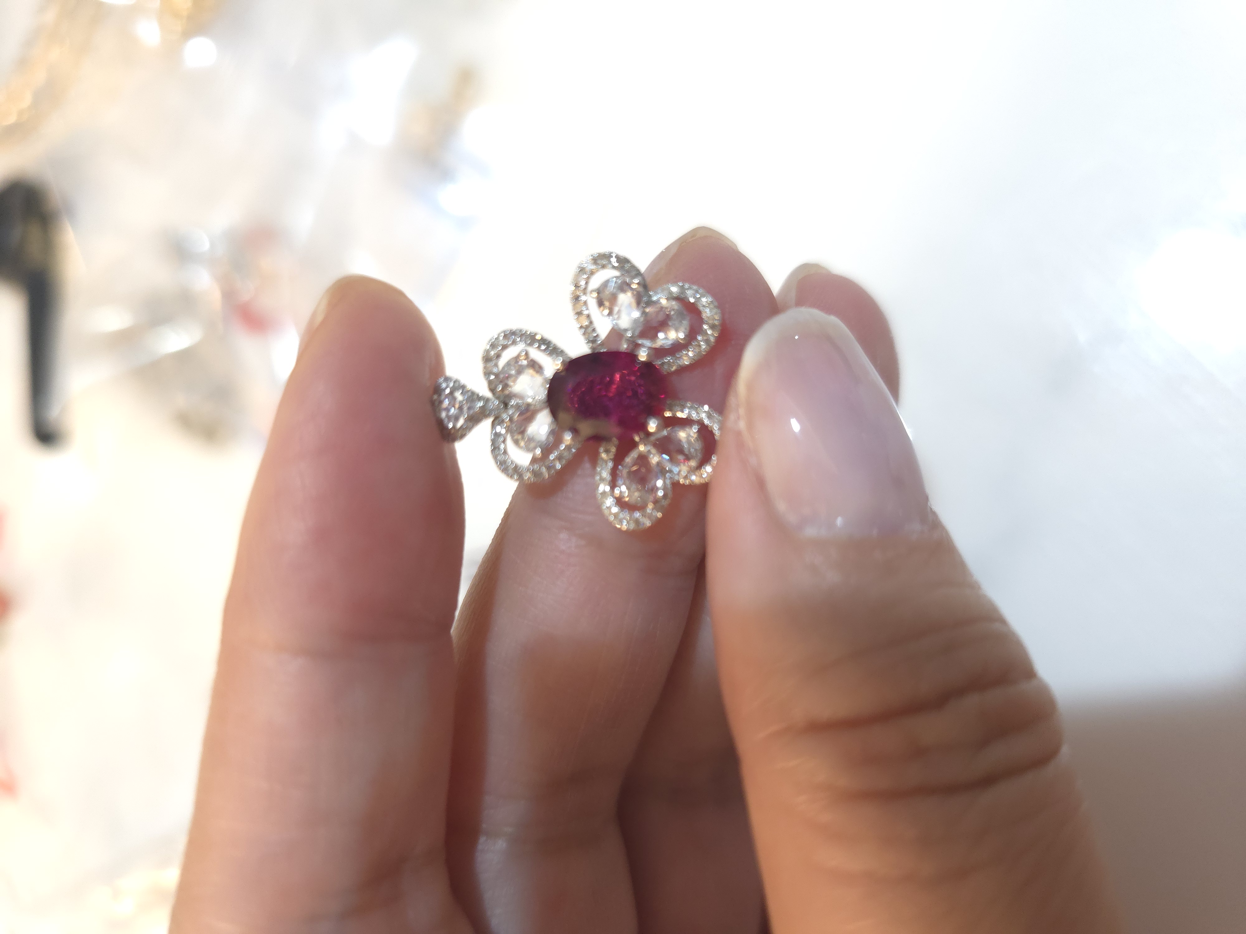 18K 盧比莱鑽石吊墜