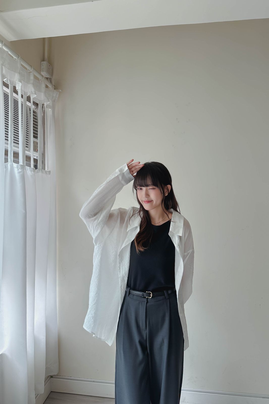 空氣感透膚後扣帶襯衫 (兩色入)