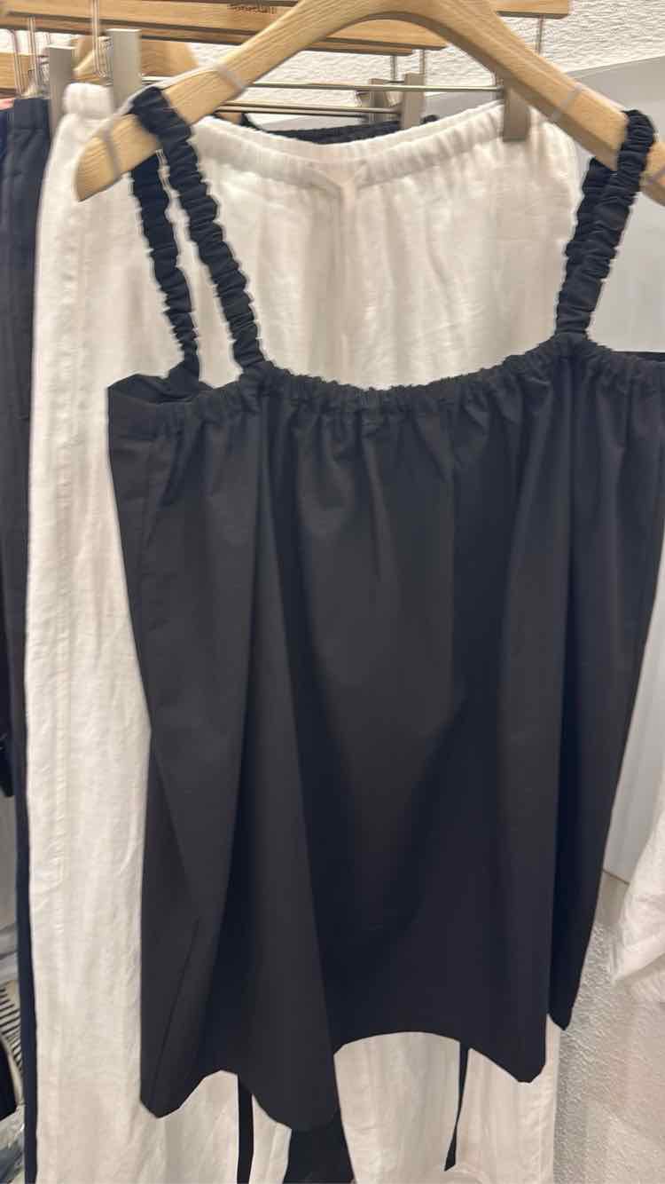 221087 粗帶長背心 胸128 長52