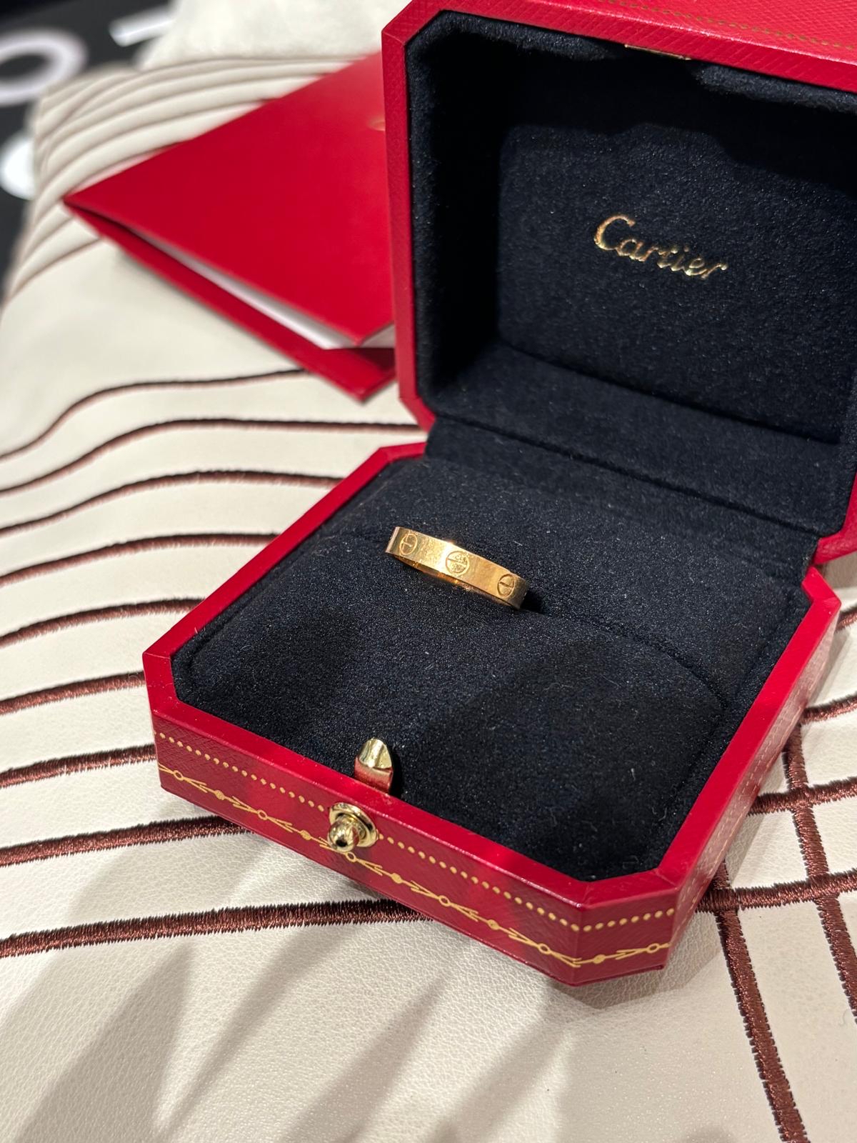 Cartier love ring 18k 玫瑰金戒指 size:51 100%Authentic ,92%new ✅ 2024年證書✅box