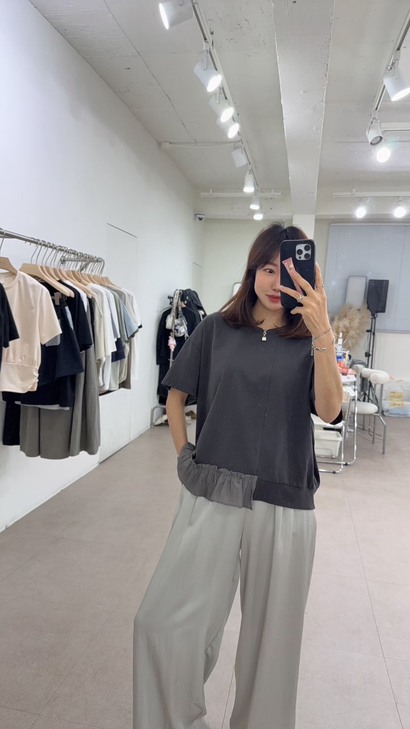 CH11 下擺荷葉拼接上衣