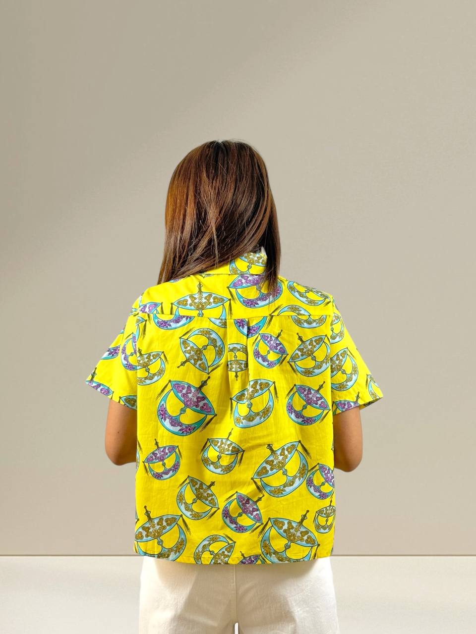 T9520 - Wau Bulan Haw Shirt