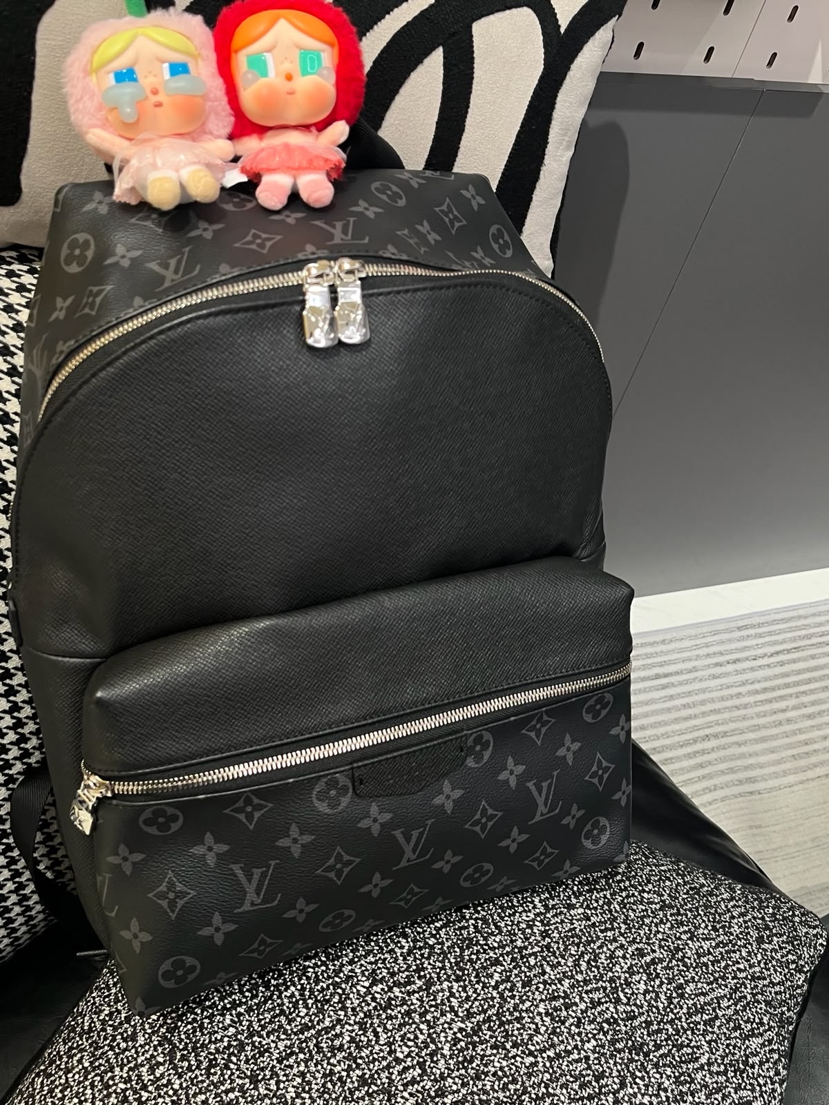 Lv Taigarama Discovery Backpack M31033 100%Authentic, 98%New ✅Dust bag