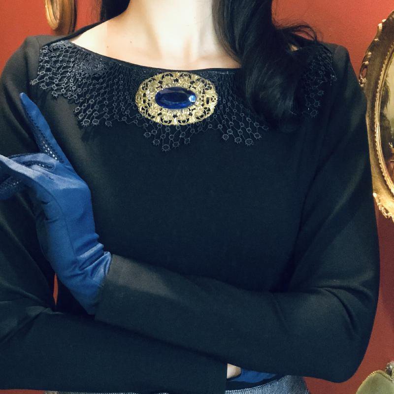 (SOLD OUT)Boat Collar Black Top with Vintage Lace(FM075)