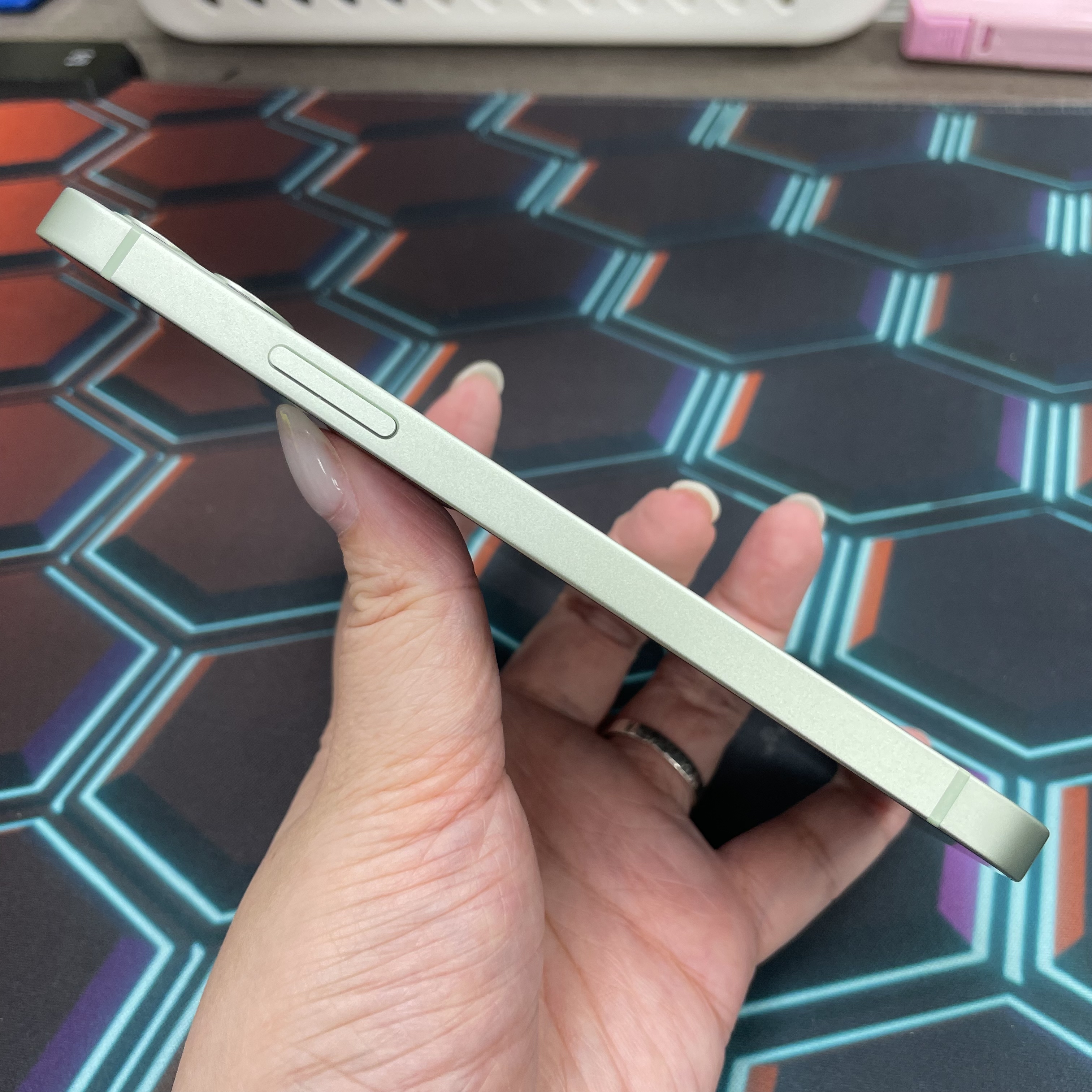 *6645 12 完美機 64GB 電81 綠色 green